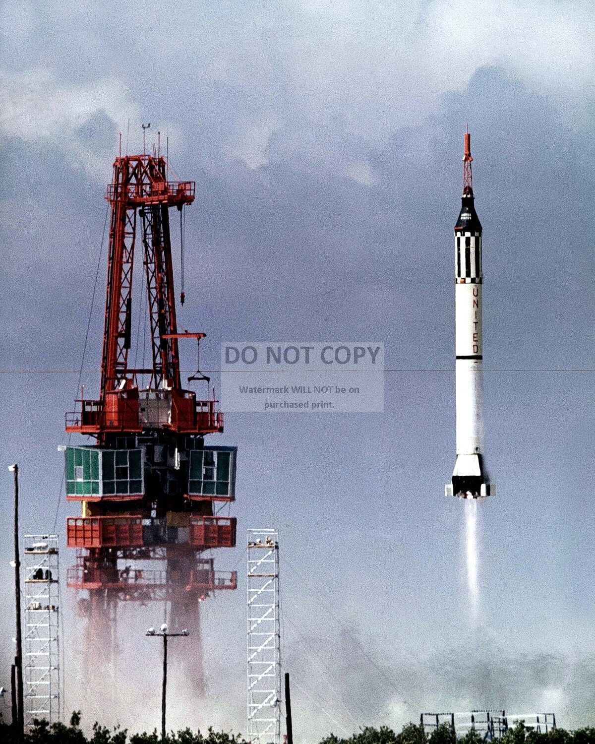 ALAN SHEPARD LAUNCH OF MERCURY ASTRONAUT IN FREEDOM 7 - 8X10 NASA PHOTO (BB-082)