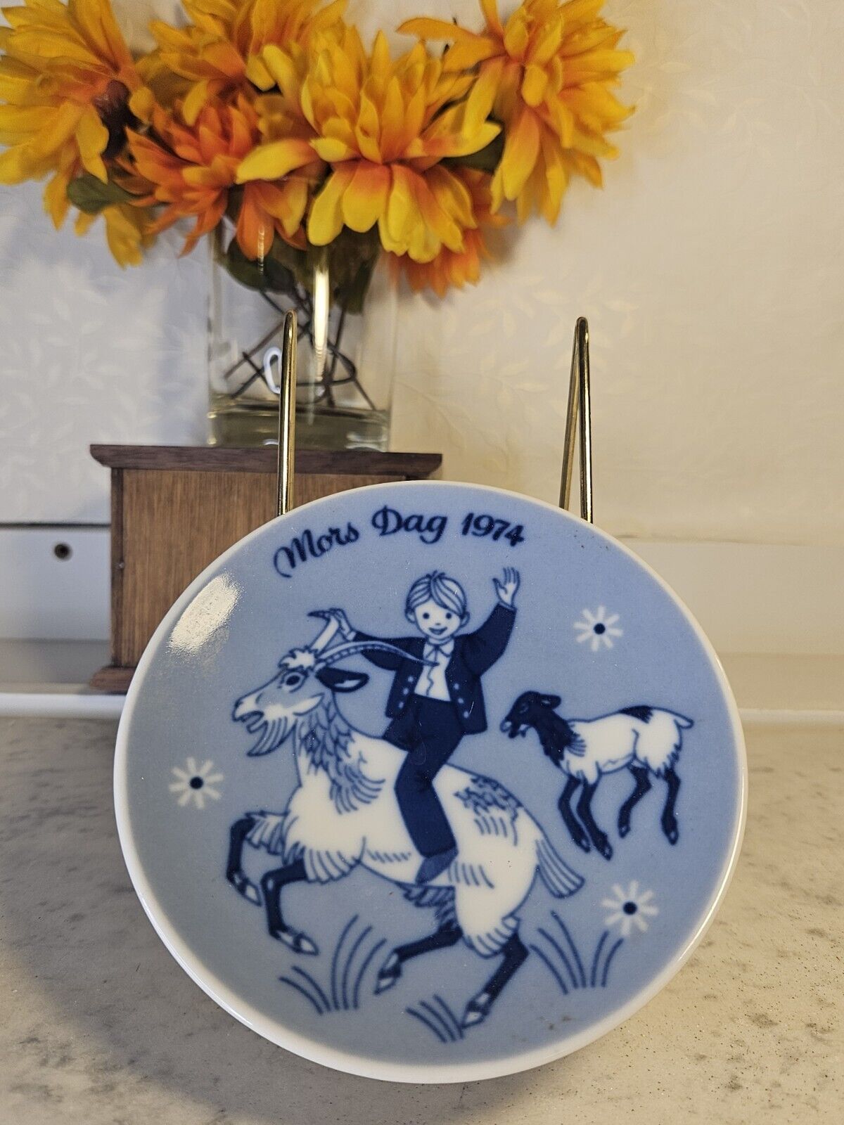 Mars Dag 1974 Mother\'s Day Plate First Issue Limited Edition Series, 5\
