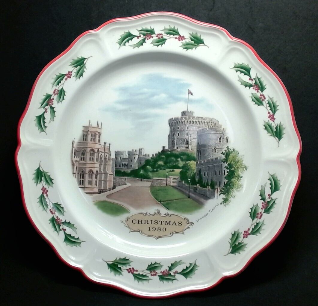 Vintage 1980 Windsor Castle Christmas Collector Plate Wedgwood