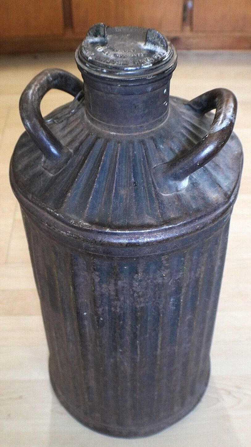 1920s the davis welding 10 gallon gas can patina gas oil service station