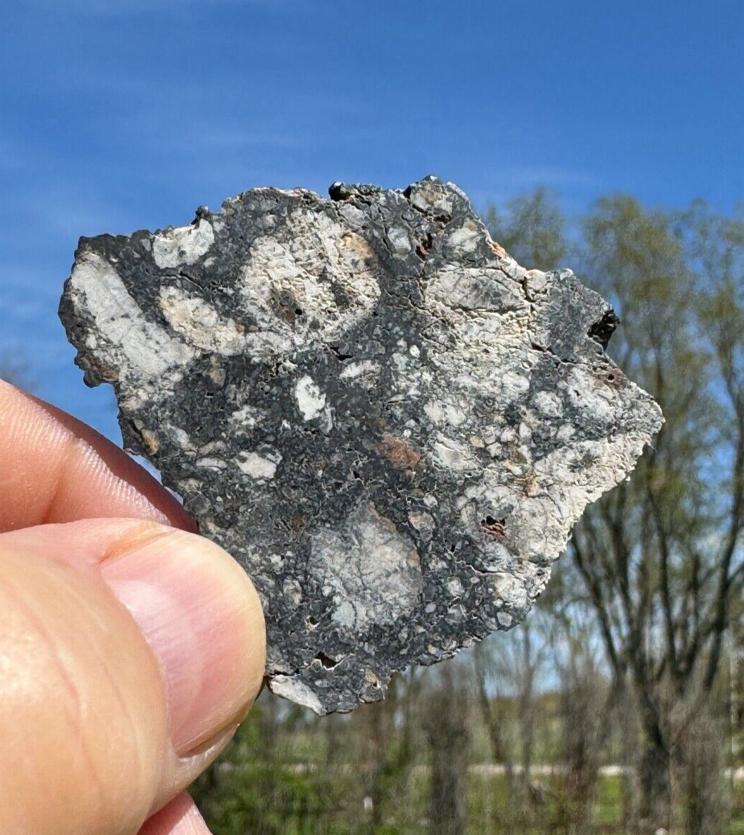 Aubrite Meteorite  11g  NWA 15304  STUNNING AUBRITE **From Planet Mercury?