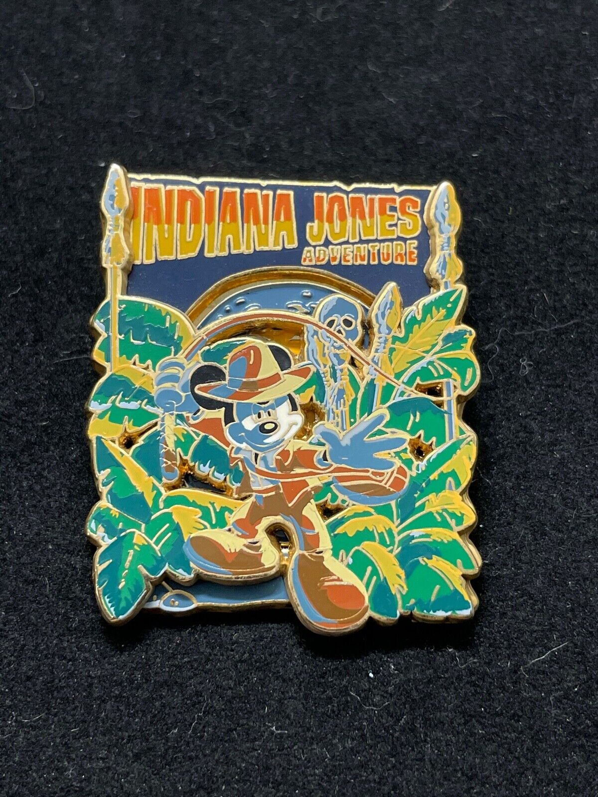 Disney Pin - DdL Indiana Jones Adventure Mickey 10th Anniversary Gift LE 37159