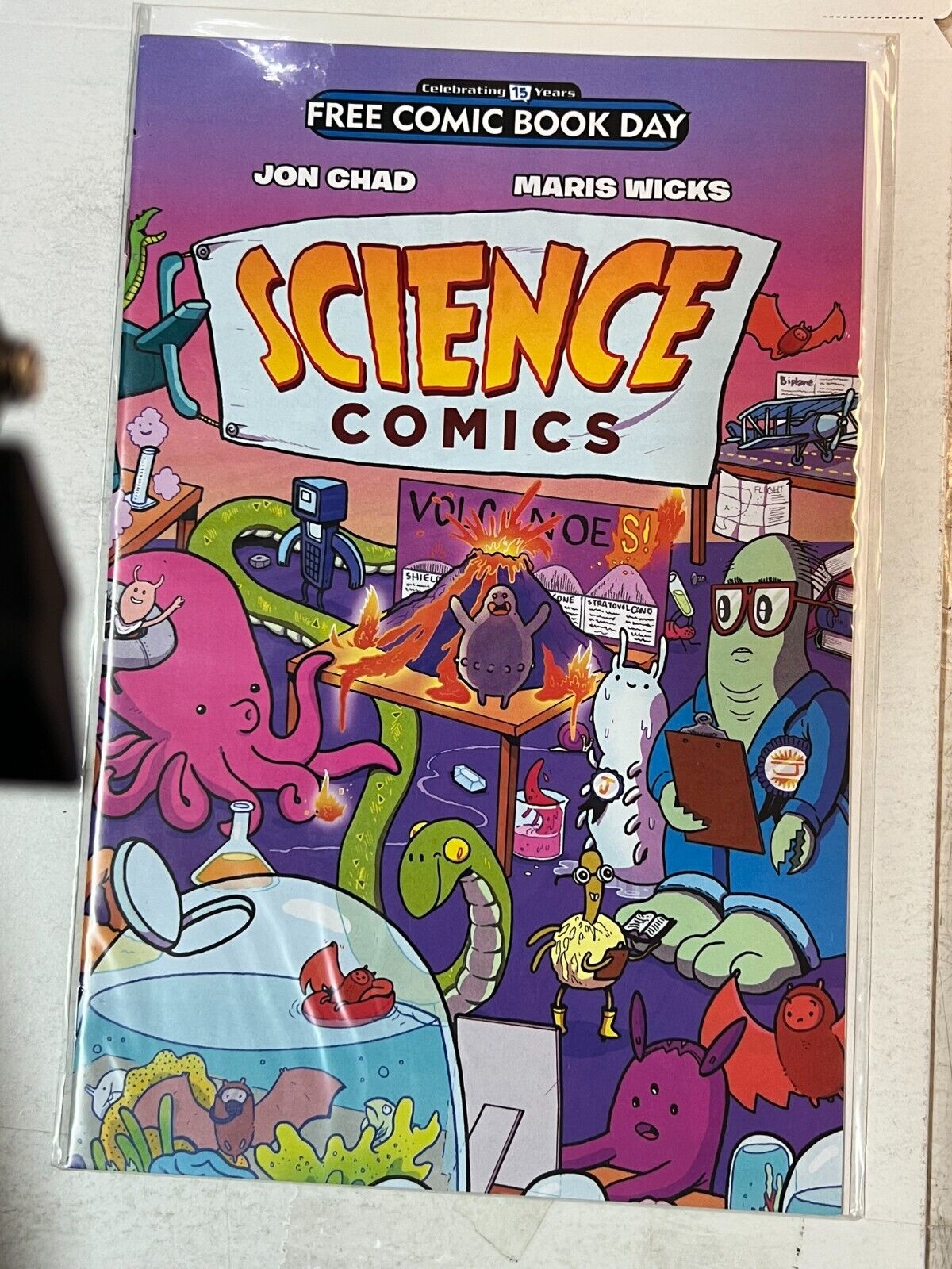 Science Comics FCBD #2016 | Combined Shipping B&B
