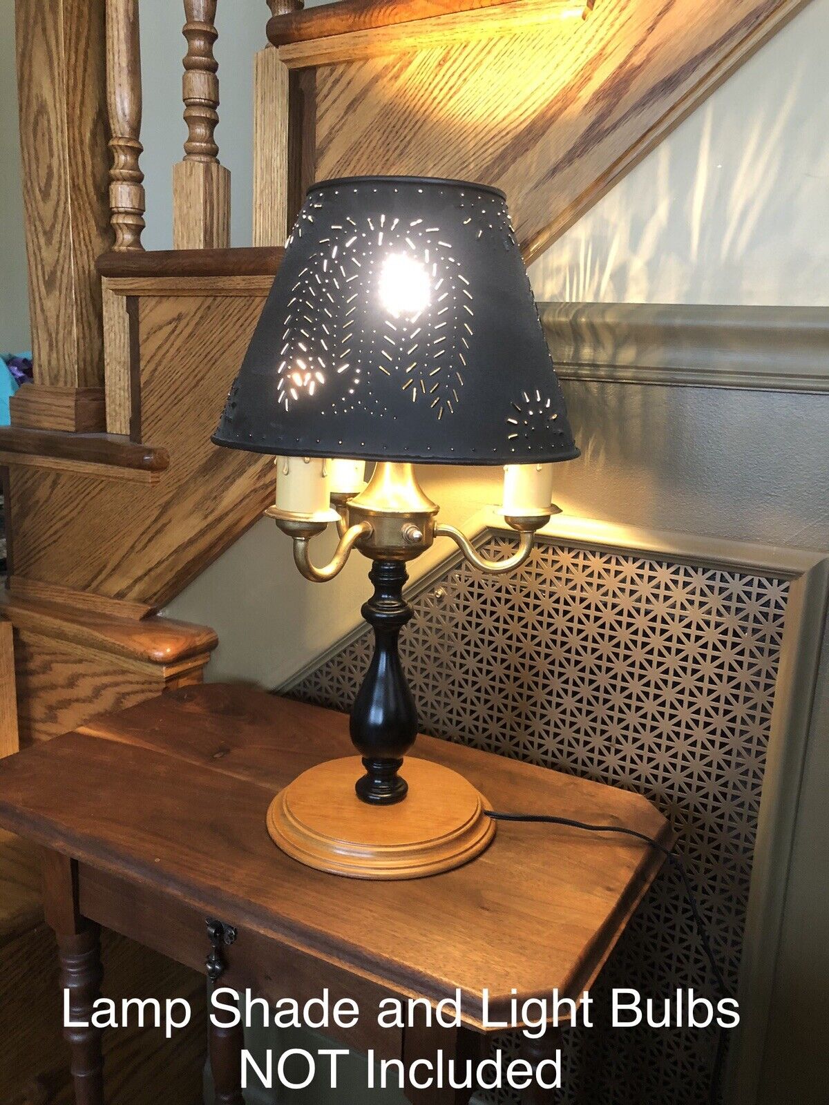 Primitive style colonial country farmhouse Table Lamp
