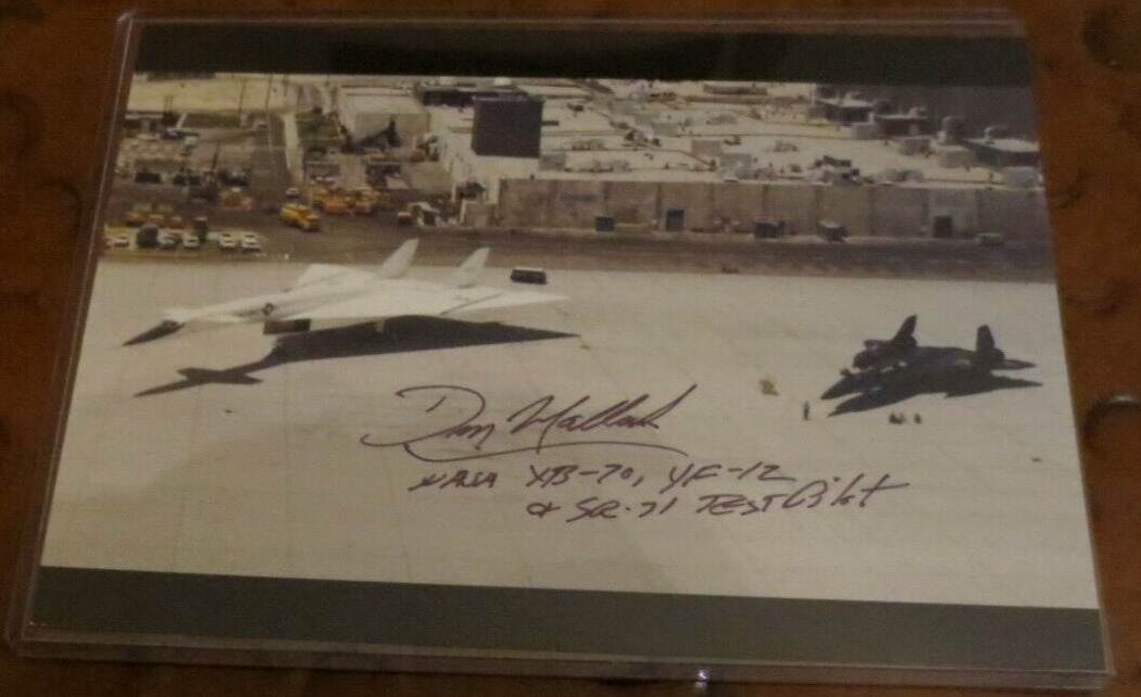 Don Mallick NASA test pilot signed autographed photo YF-12 Blackbird LLRV XB-70
