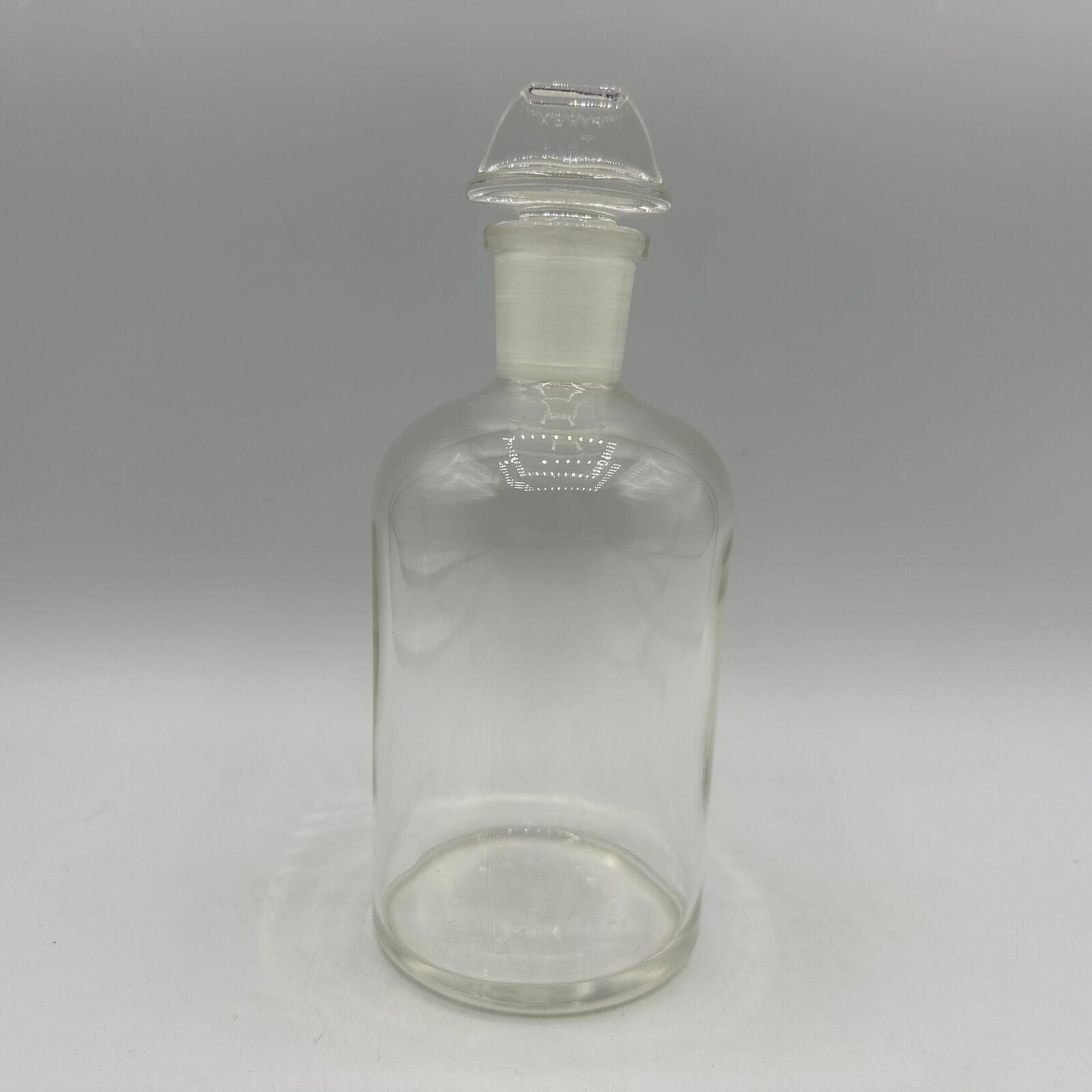Pyrex Reagent Bottle With Glass Stopper 500ML
