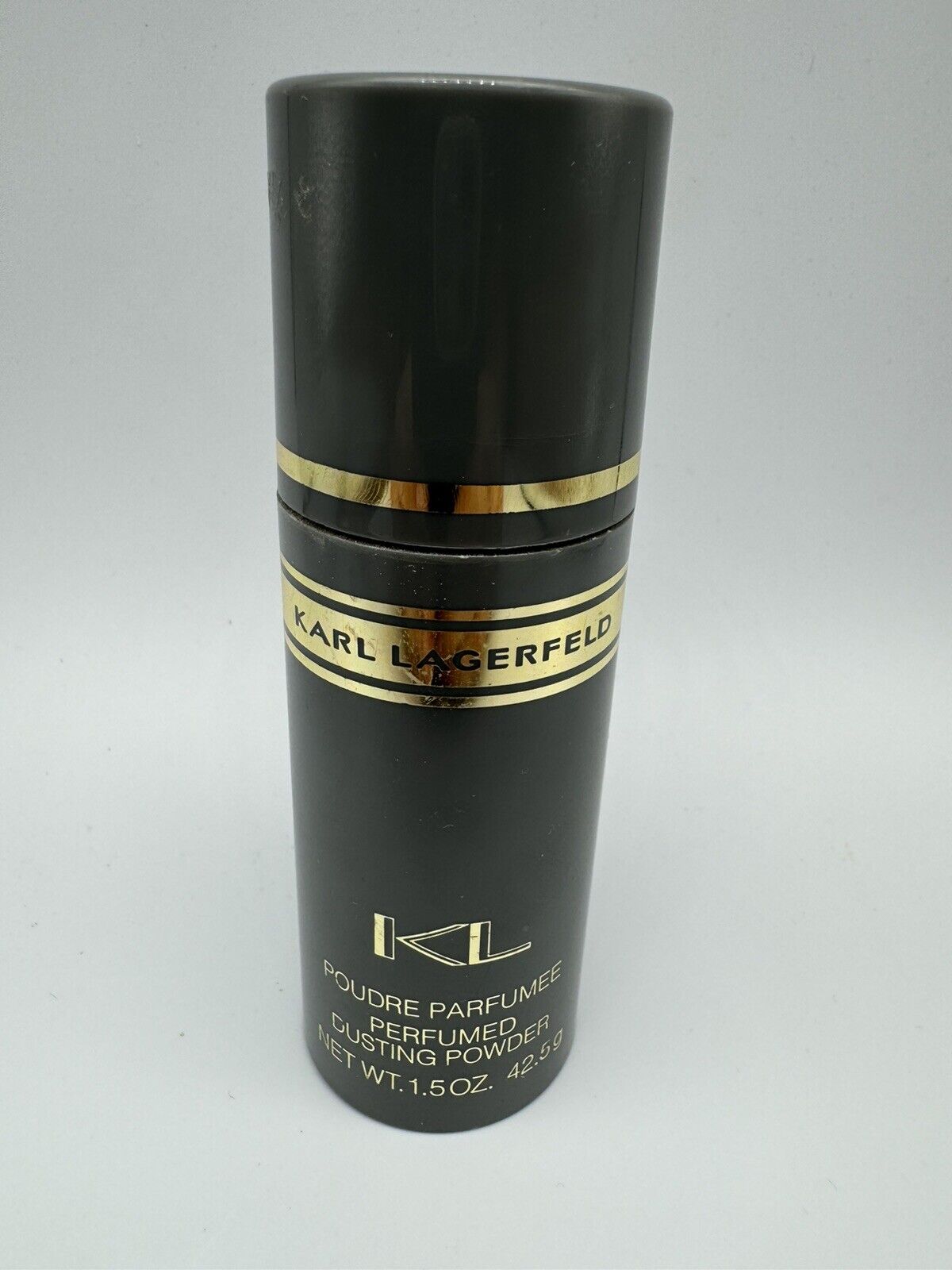 KL Karl Lagerfeld Vintage Poudre Parfumee Perfumed Dusting Powder 1.5 oz