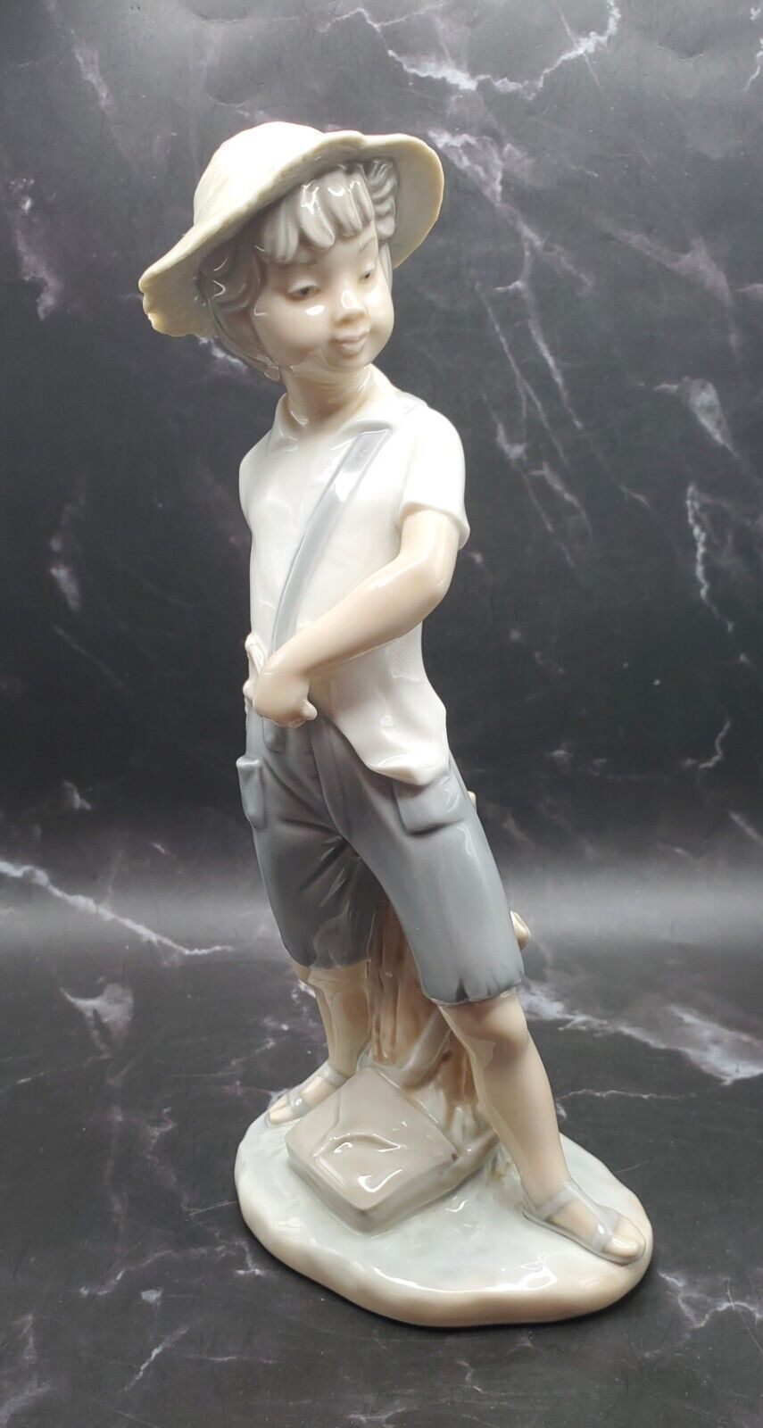 VTG 1980's NAO by Lladro Boy w/Sling Shot Porcelain Figurine made in Spain