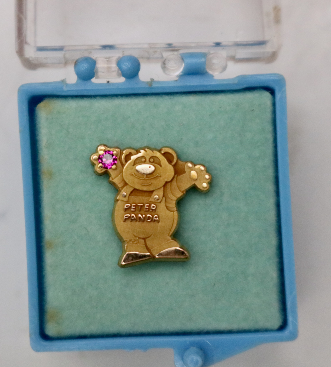 Peter Panda CHILD WORLD CHILDREN'S PALACE employee pin 1/10 10k vintage RARE