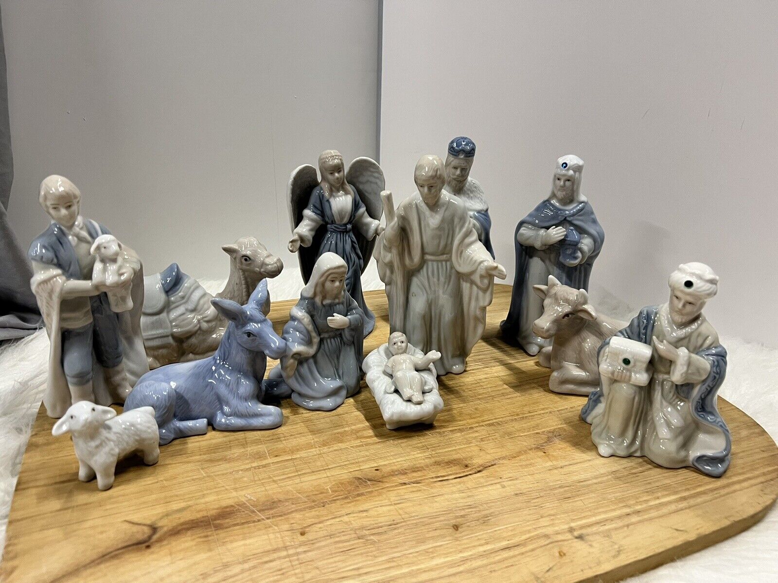 Large Manger/Nativity Set Of 12  Porcelain Figures In Pastel Blue And White