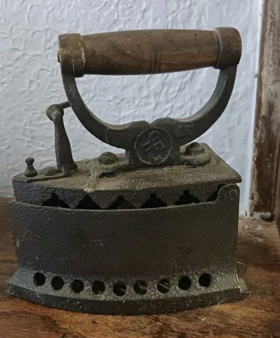 Antique Cast Iron Coal Clothes Press Primitive Iron