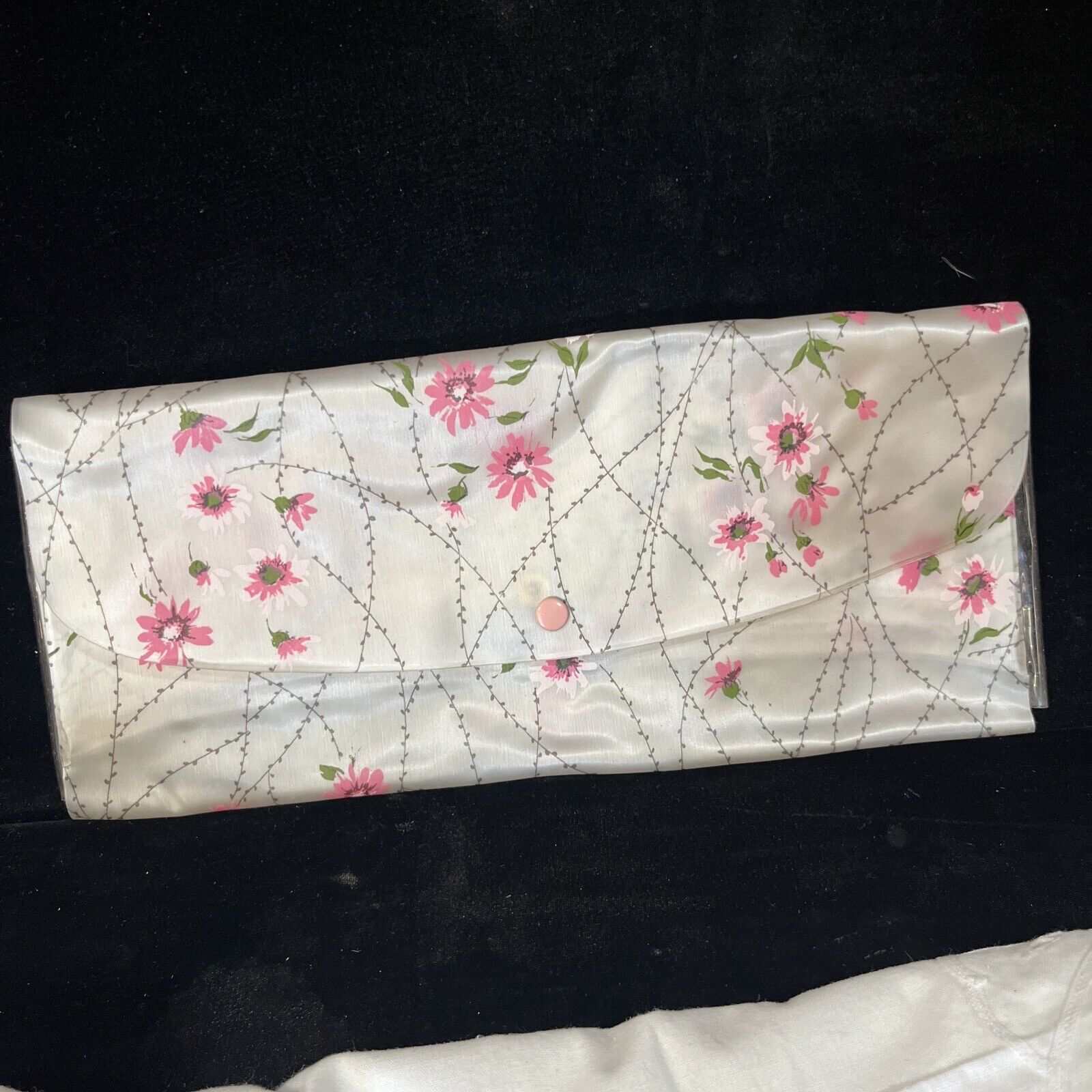 Vintage 1960’s  Pink Floral Mod Groovy Folding Travel Bag vinyl by celebrity
