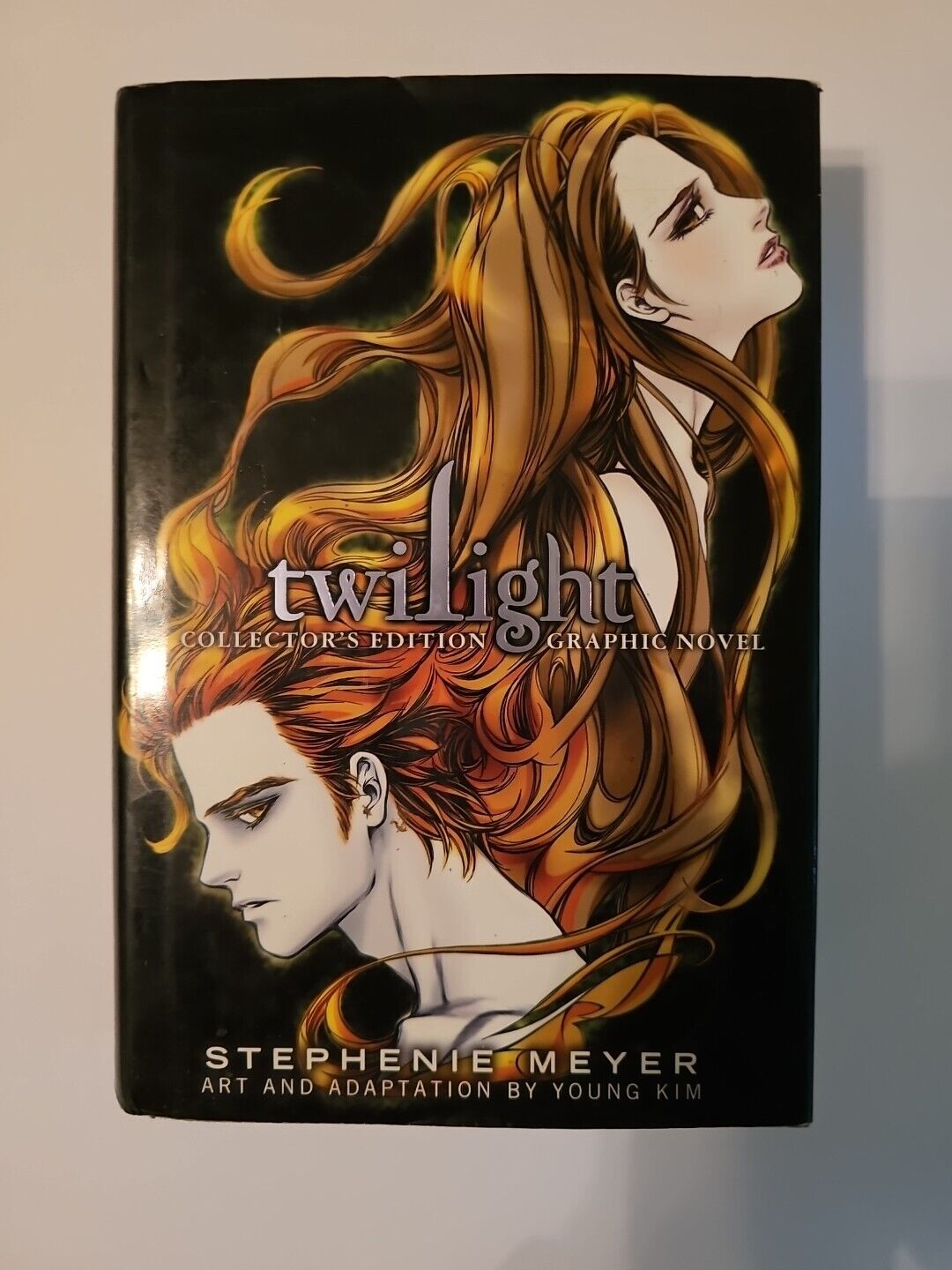 RARE Twilight - Collectors Edition Graphic Novel - Stephenie Meyer - Vampires