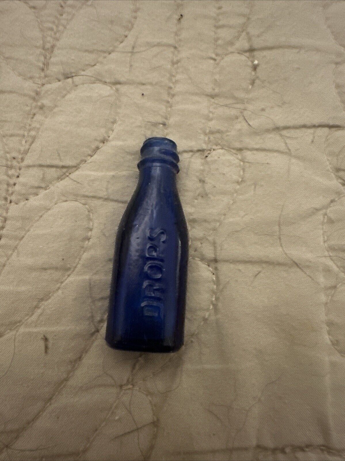 Antique Vintage 1920's Cobalt Blue Vicks Drops Sample Miniature Bottle Rare
