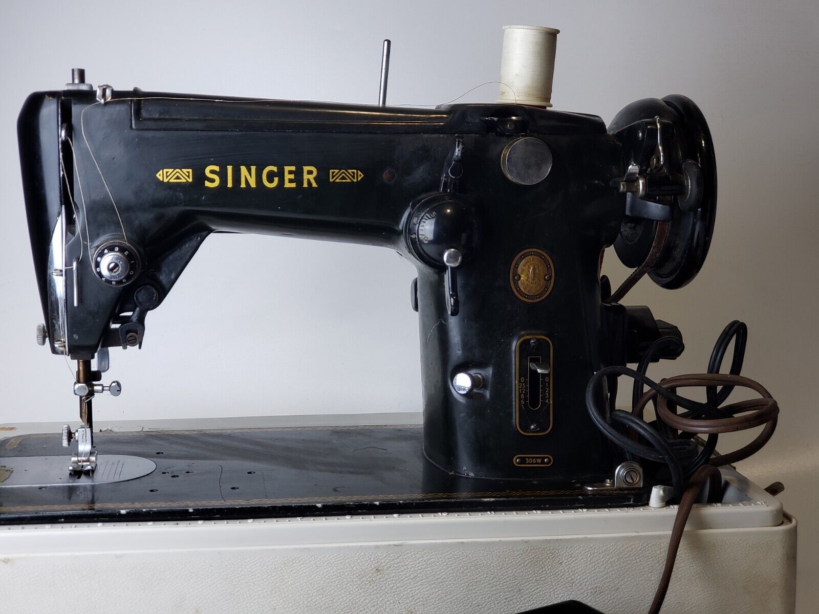 SINGER 306W 1950s Sewing Machine w/Foot Pedal