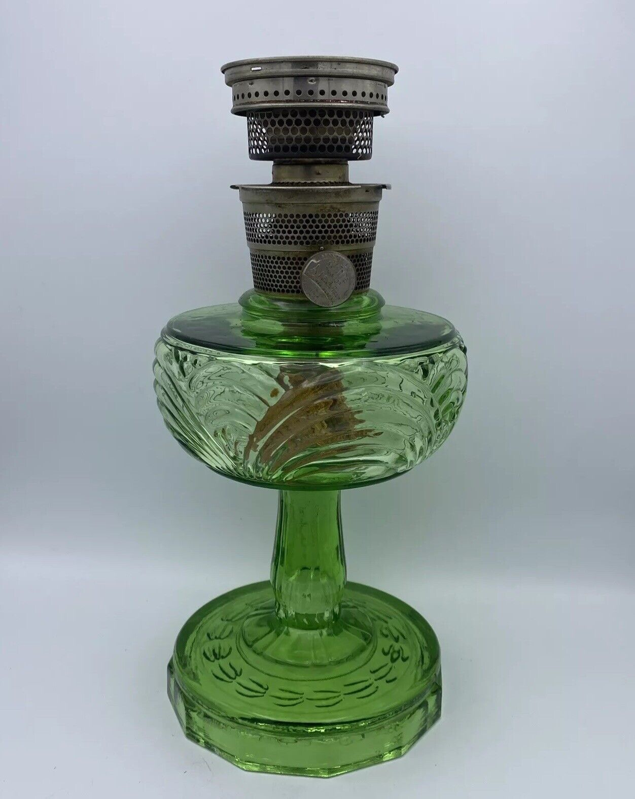 Vintage Aladdin Oil Lamp Green Mantle Lamp Co NU Type Model B Burner Made In USA