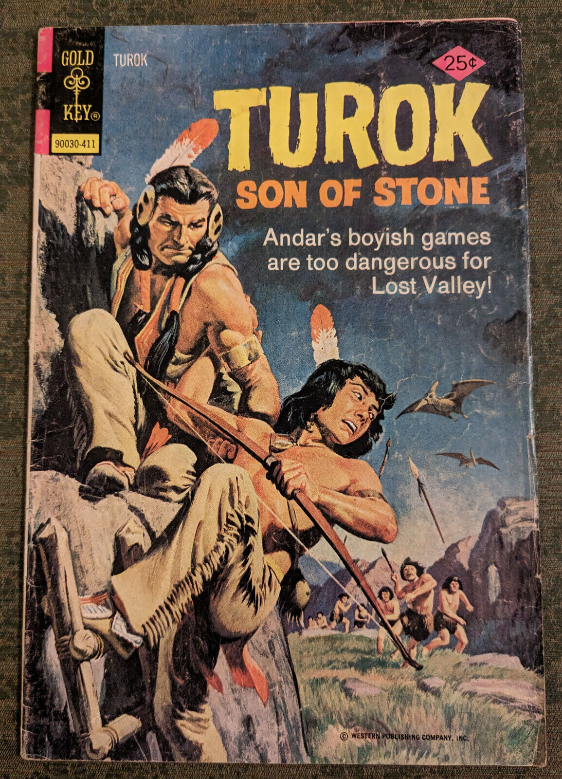 Turok Son of Stone #93 - original in low condition - comic book - 1974 Gold Key