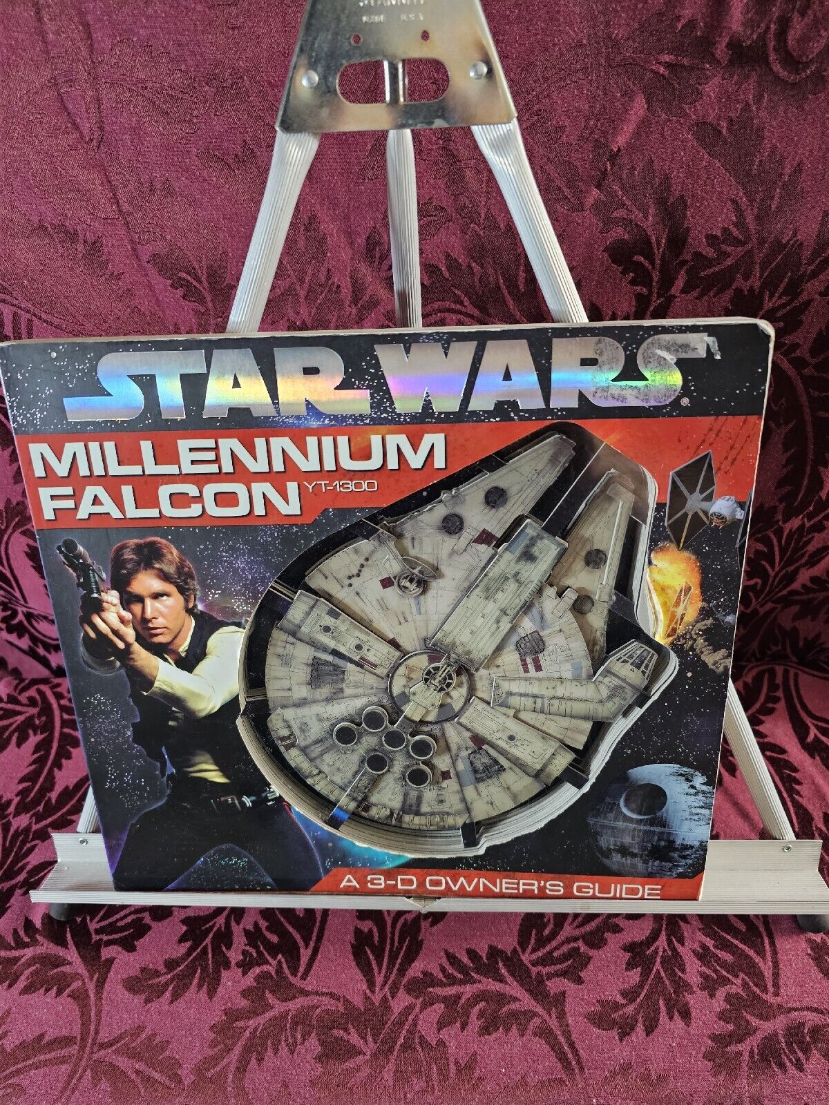 Millennium Falcon - A 3D Owner’s Guide YT-1300 Hans Solo, Skywalker Star Wars