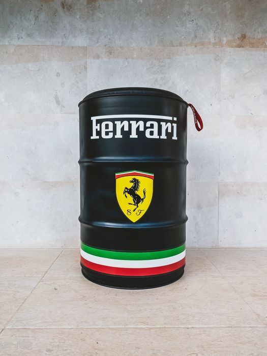Ferrari barrel chair - PK Werks