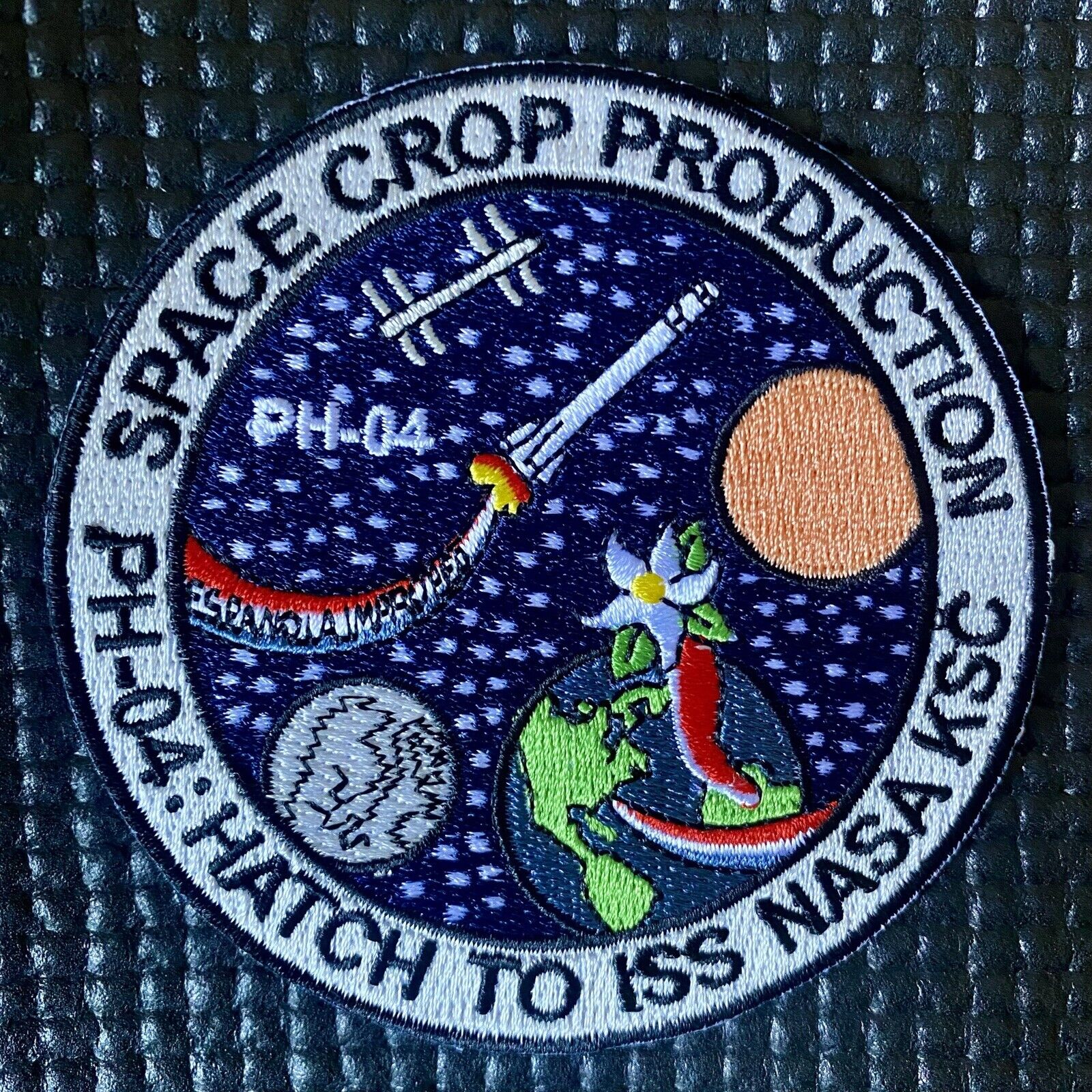 NASA - PLANT HABITAT 04 ISS MISSION PATCH - KENNEDY SPACE CENTER KSC - 3.5”