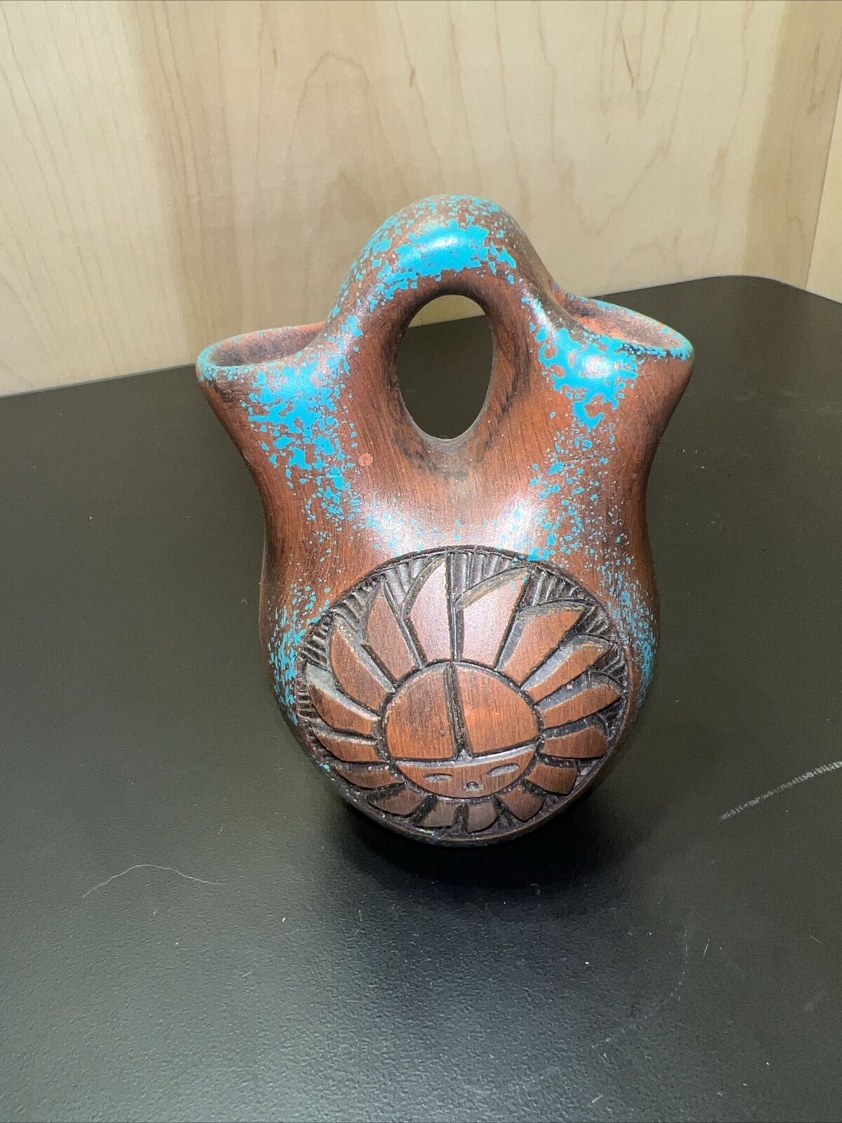 1999 Freida Lee Navajo Pottery Vase Signed vintage used brown & turquoise