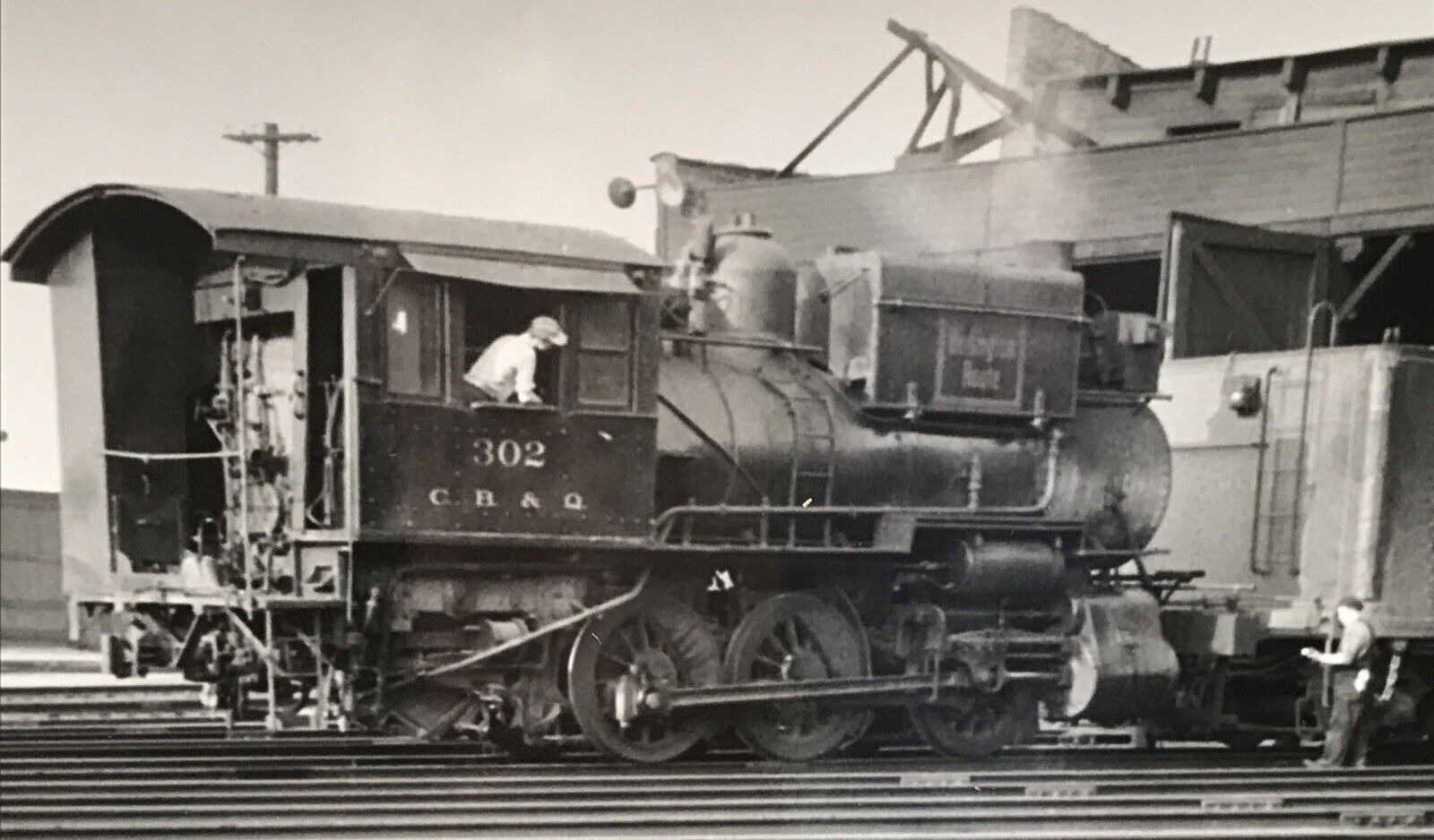 Chicago Burlington & Quincy Railroad CBQ CB&Q #302 0-6-0 Locomotive Photo 1948