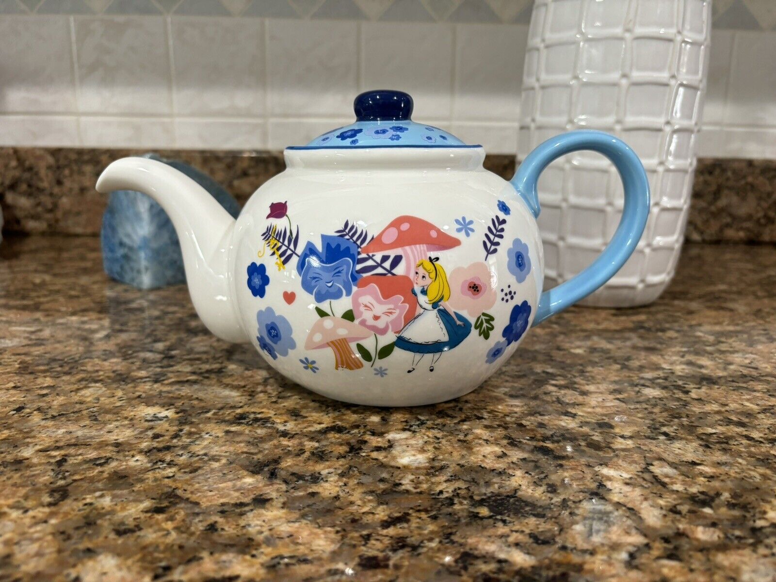 DISNEY Alice In Wonderland Ceramic Teapot NEW