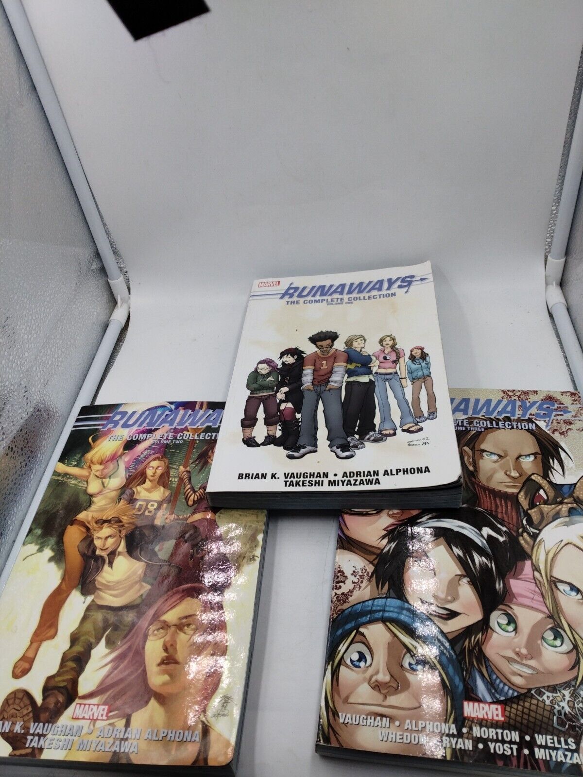 Runaways : The Complete Collection Volume 3 by Zeb Wells (2015, Trade Paperback)