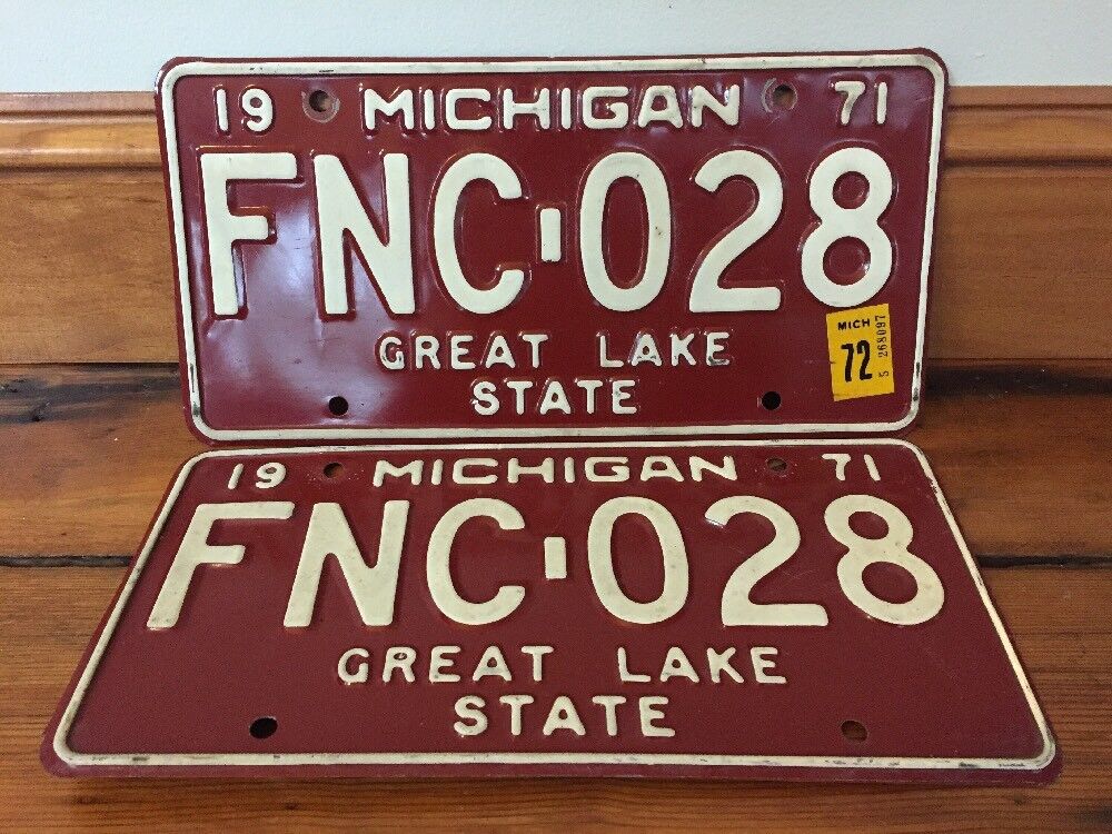 Pair Matched Vintage 1971 Michigan US Great Lake State Red White License Plates