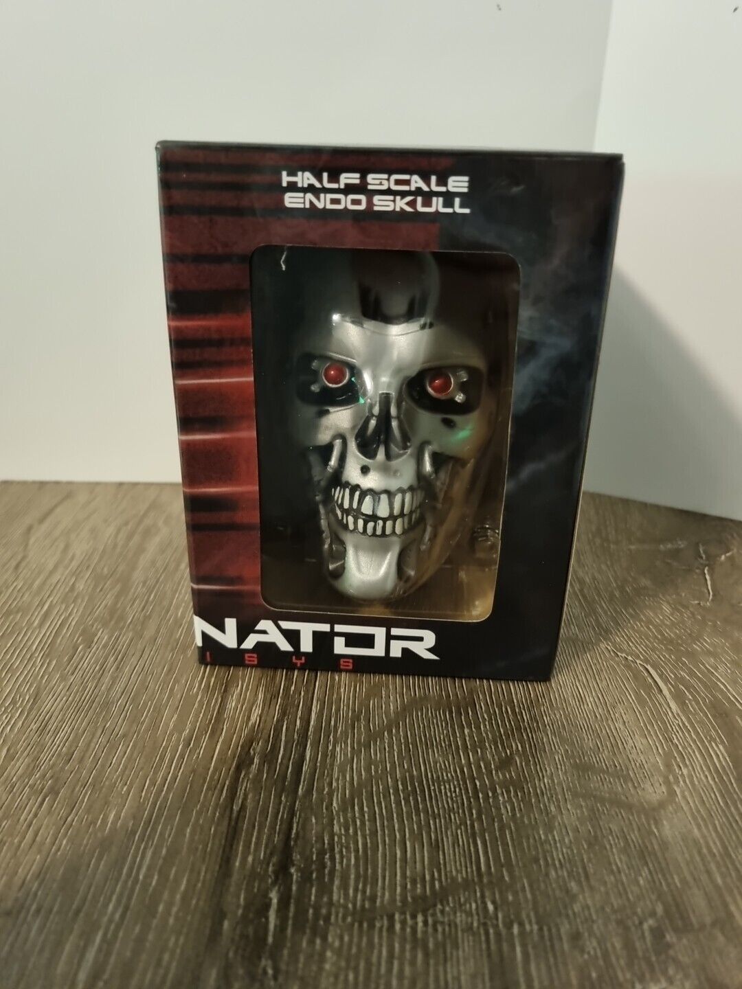 Terminator Genisys Half Scale ENDO Skull Chronicle Collectibles Loot Crate 