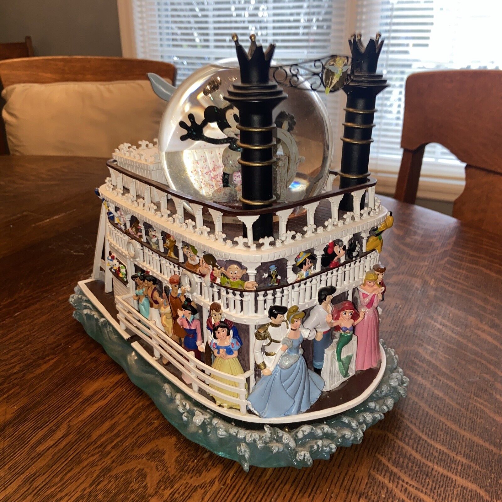 Disney Steamboat Willie Liberty Belle River Boat Mickey Mouse Musical Snowglobe