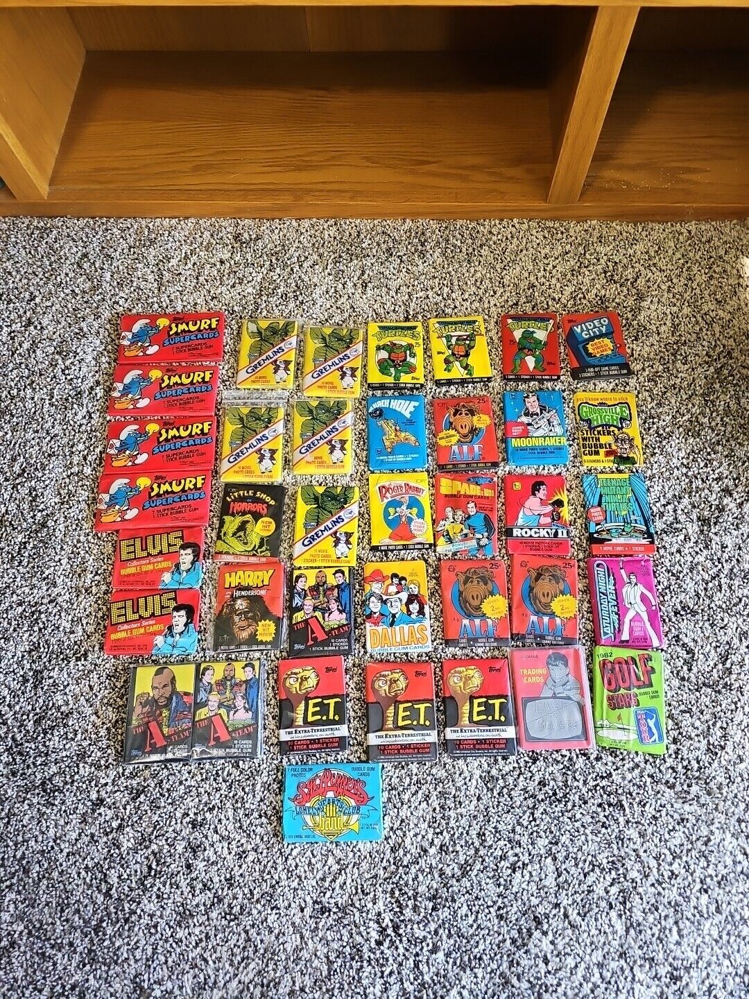 LOT of 38 Unopened 1970s 1980s NON SPORTS WAX PACKS TV/Movie