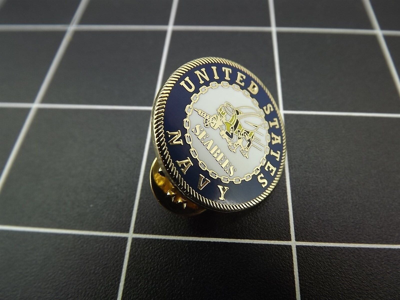 NEW Lapel Pin UNITED STATES NAVY \