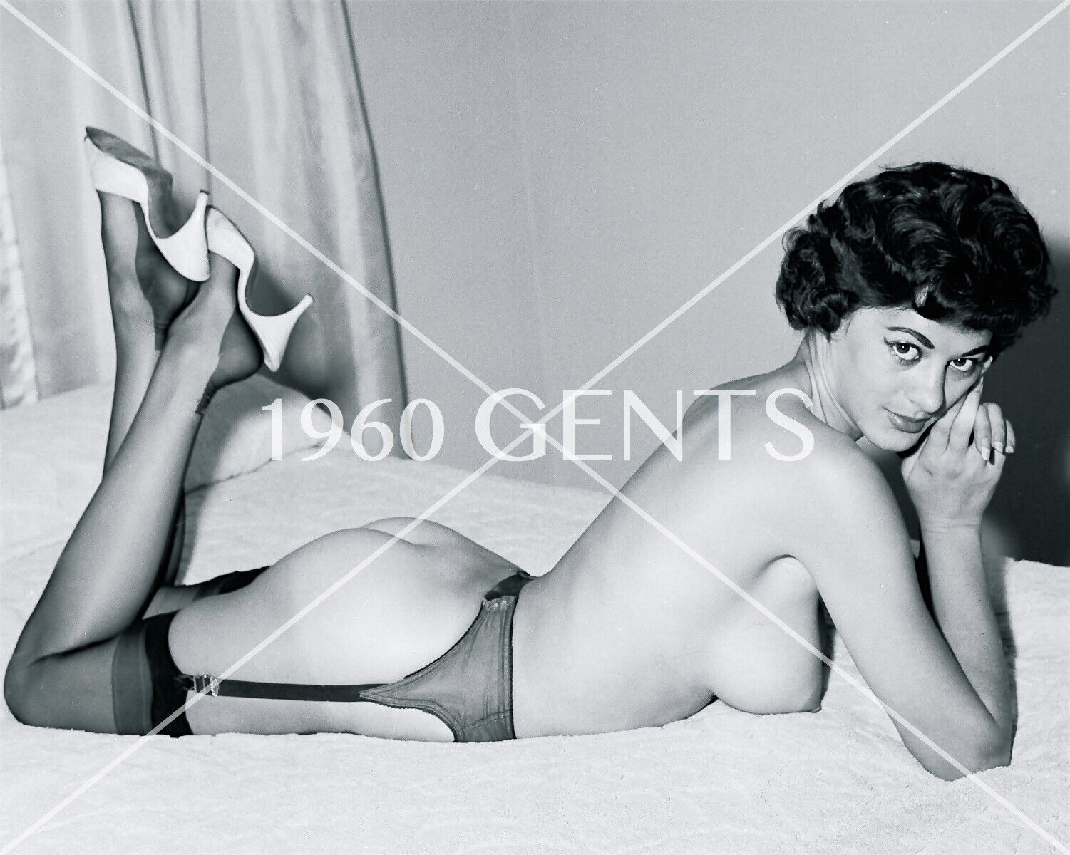 1960s Photo Print Big Breasts Playboy Playmate Virginia Gordon VG6