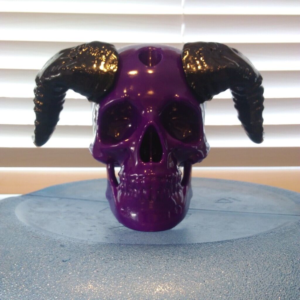 Horned Skull Water Bong Bubbler Black Horns on Purple Skull many more colors