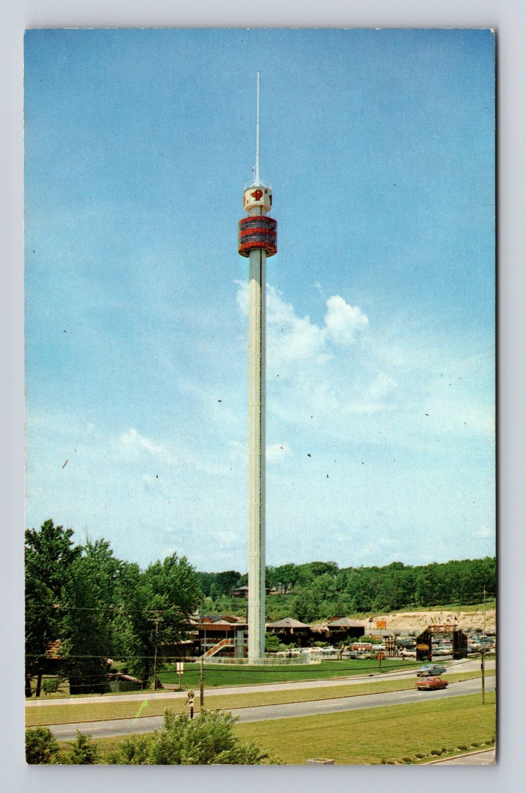 Wisconsin Dells WI-Wisconsin, The Dells Totem Tower, Fort Dells Vintage Postcard