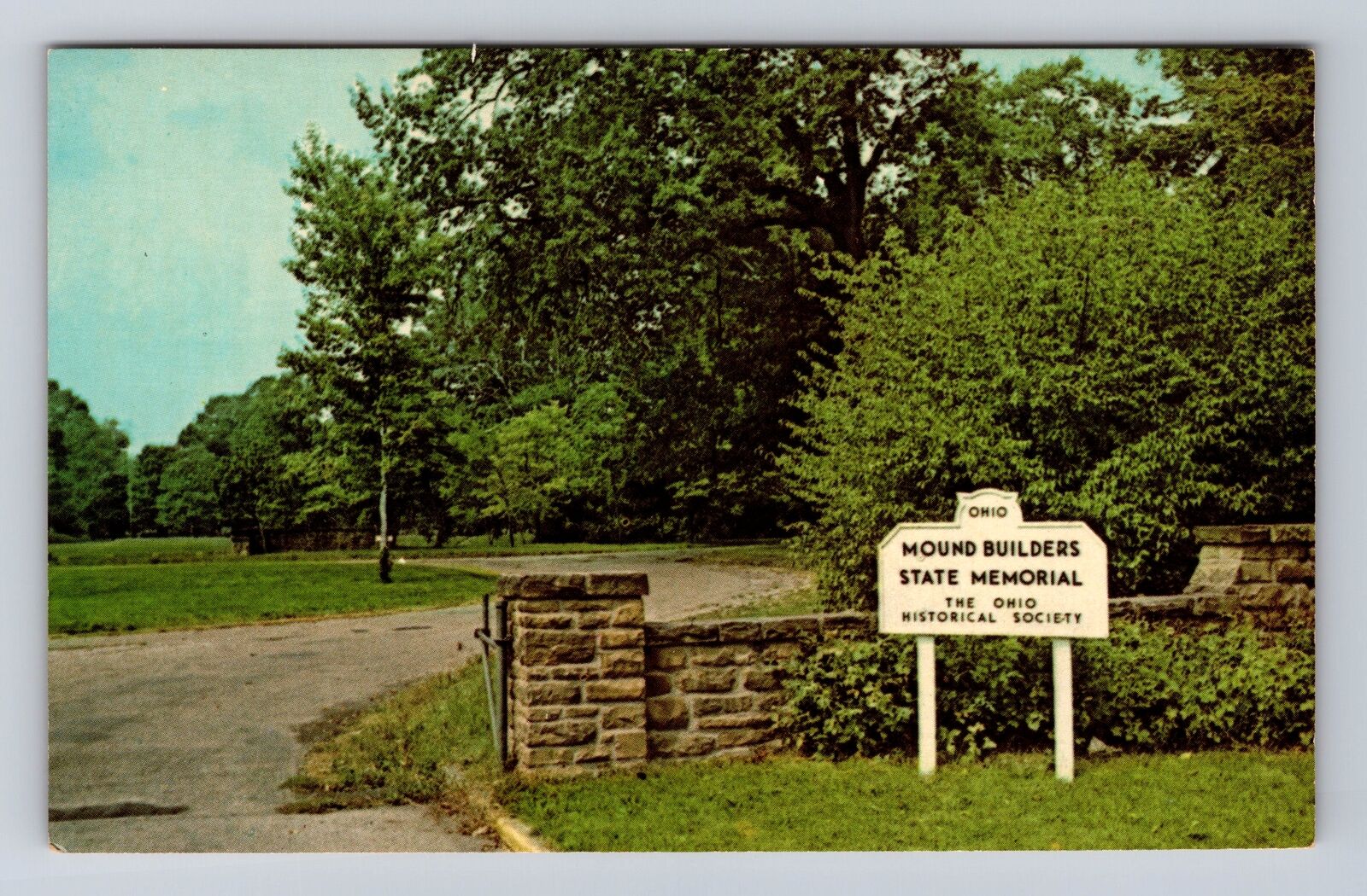 Newark OH-Ohio, Entrance Mound Builders State Memorial Souvenir Vintage Postcard