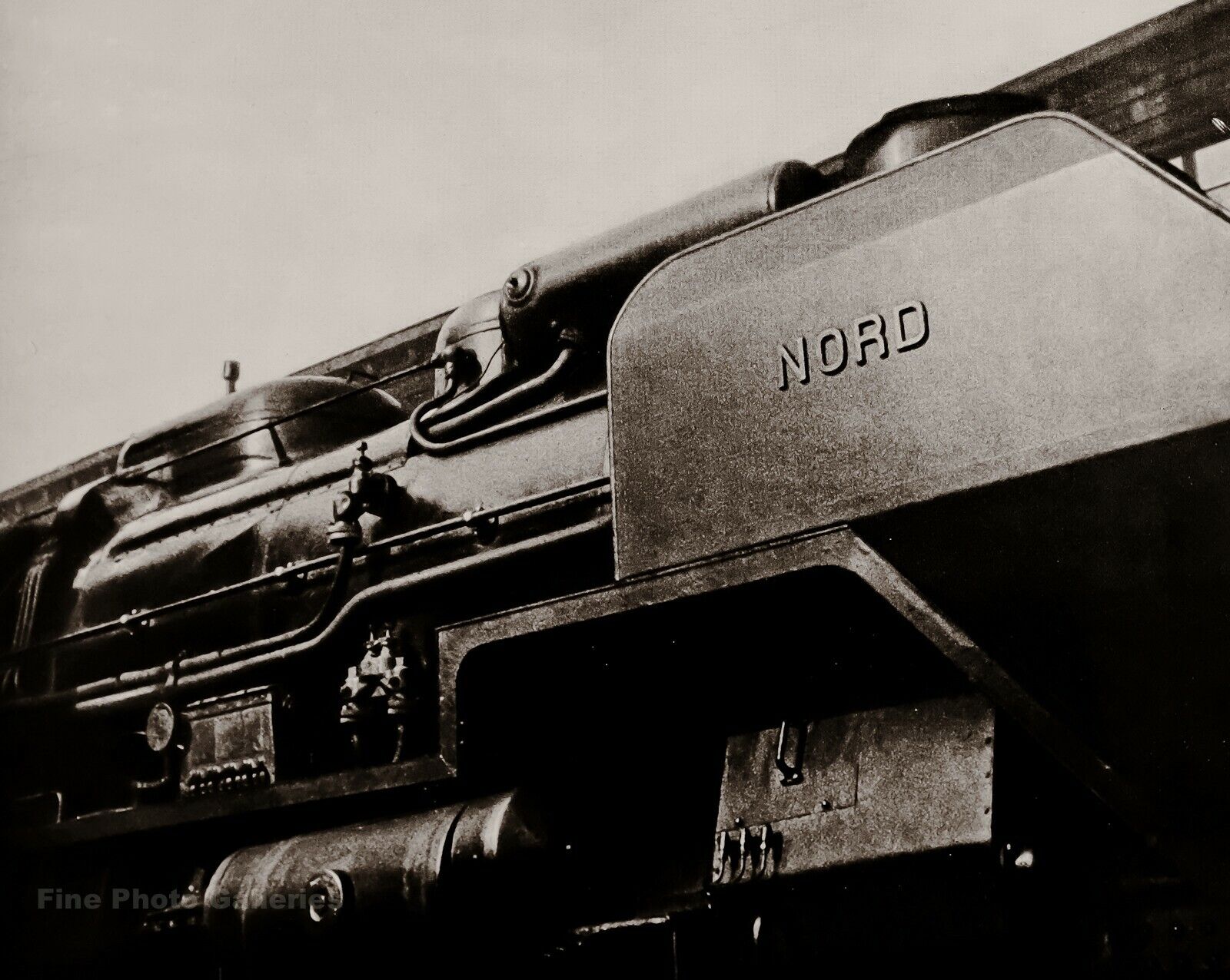 1932/75 MAN RAY Vintage Train Steam Locomotive Industrial Photo Engraving Art