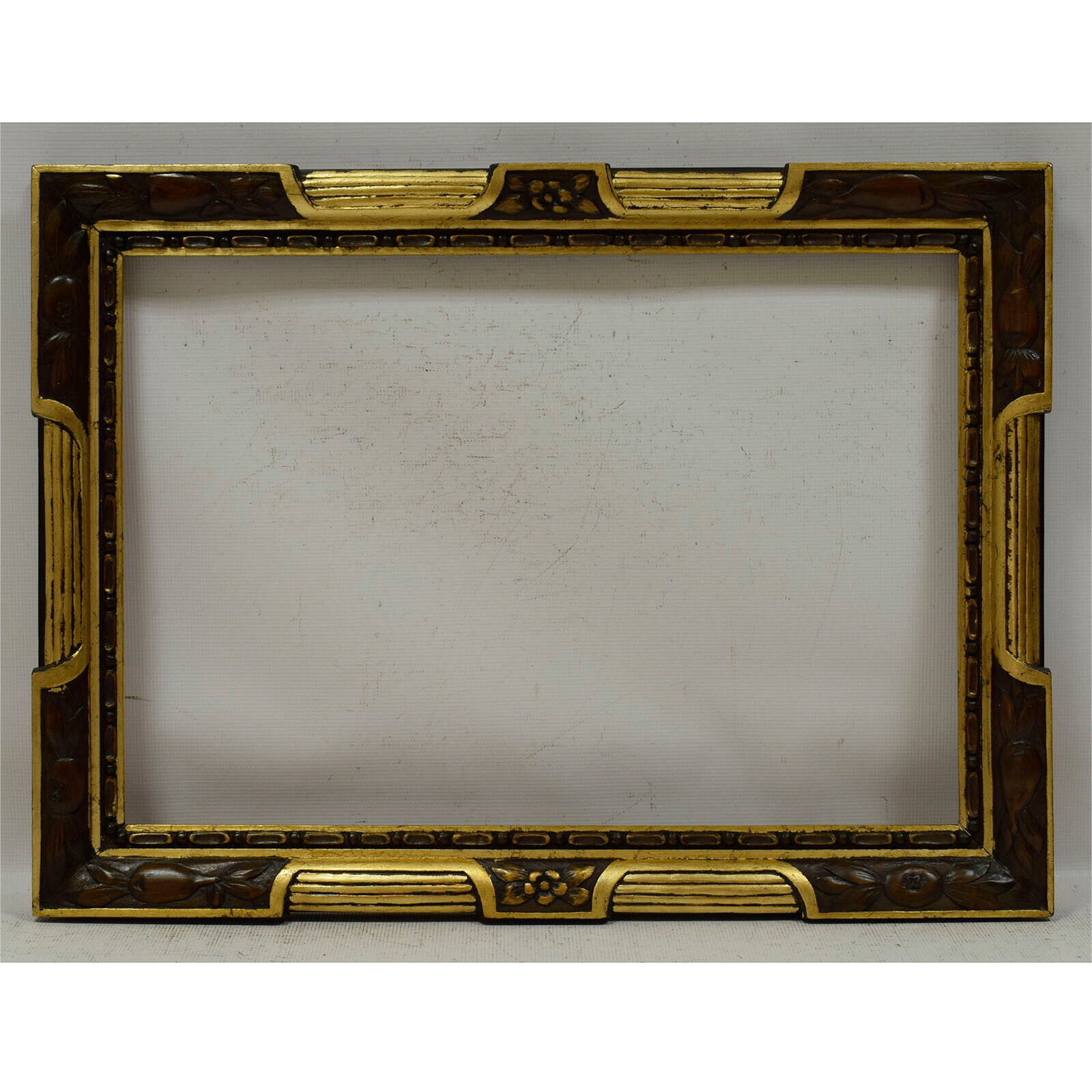Ca 1900 Old wooden frame original condition with metal leaf Internal: 25,7x17,9