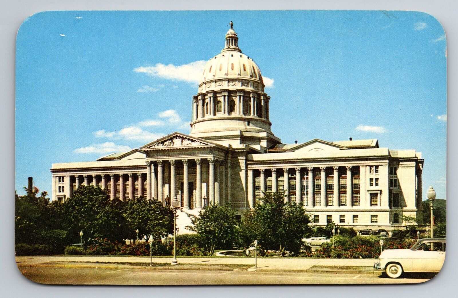 State Capital Building Jefferson City Missouri Vintage Unposted Postcard