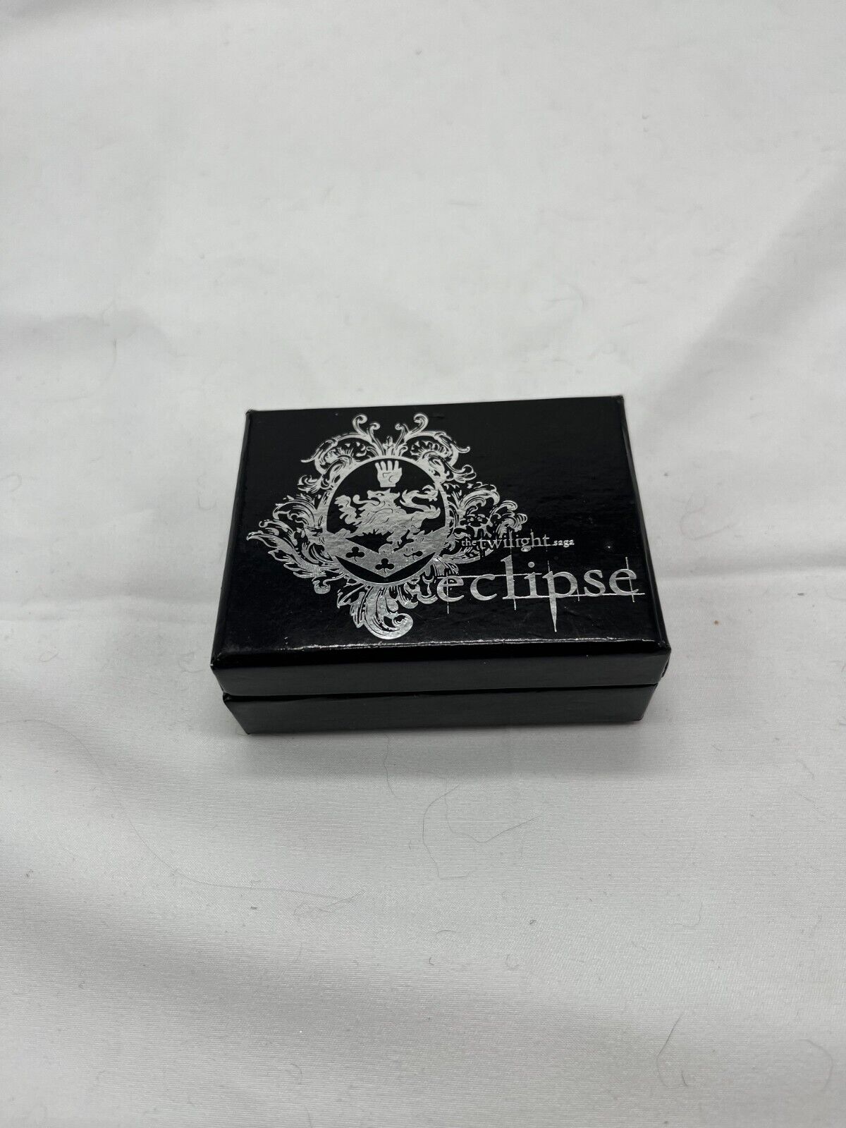 Neca Twilight Eclipse Jewlery: 2 Rings Cullen Crest and \