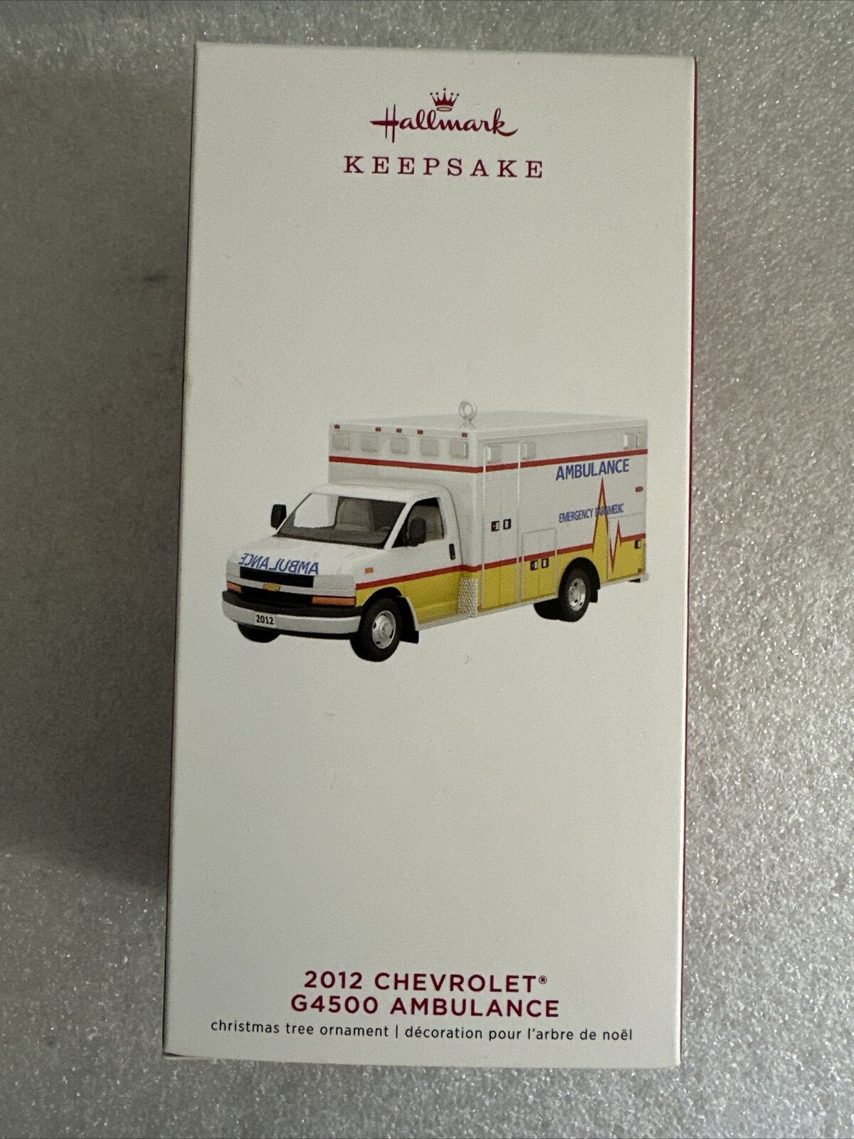 2019 Hallmark Keepsake Ornament 2012 Chevrolet G4500 Ambulance New