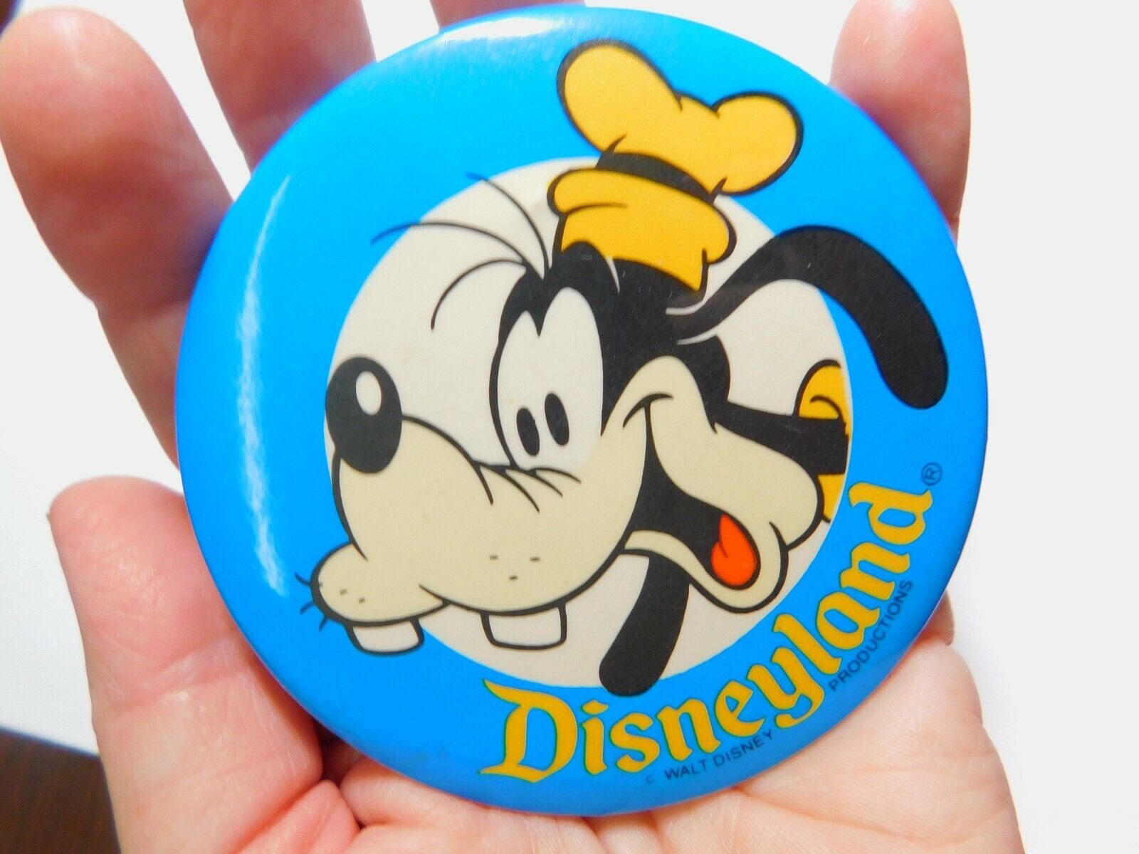 Large 3.5 Inch Enamel Walt Disney Productions DIsneyland Goofy Pin Vintage