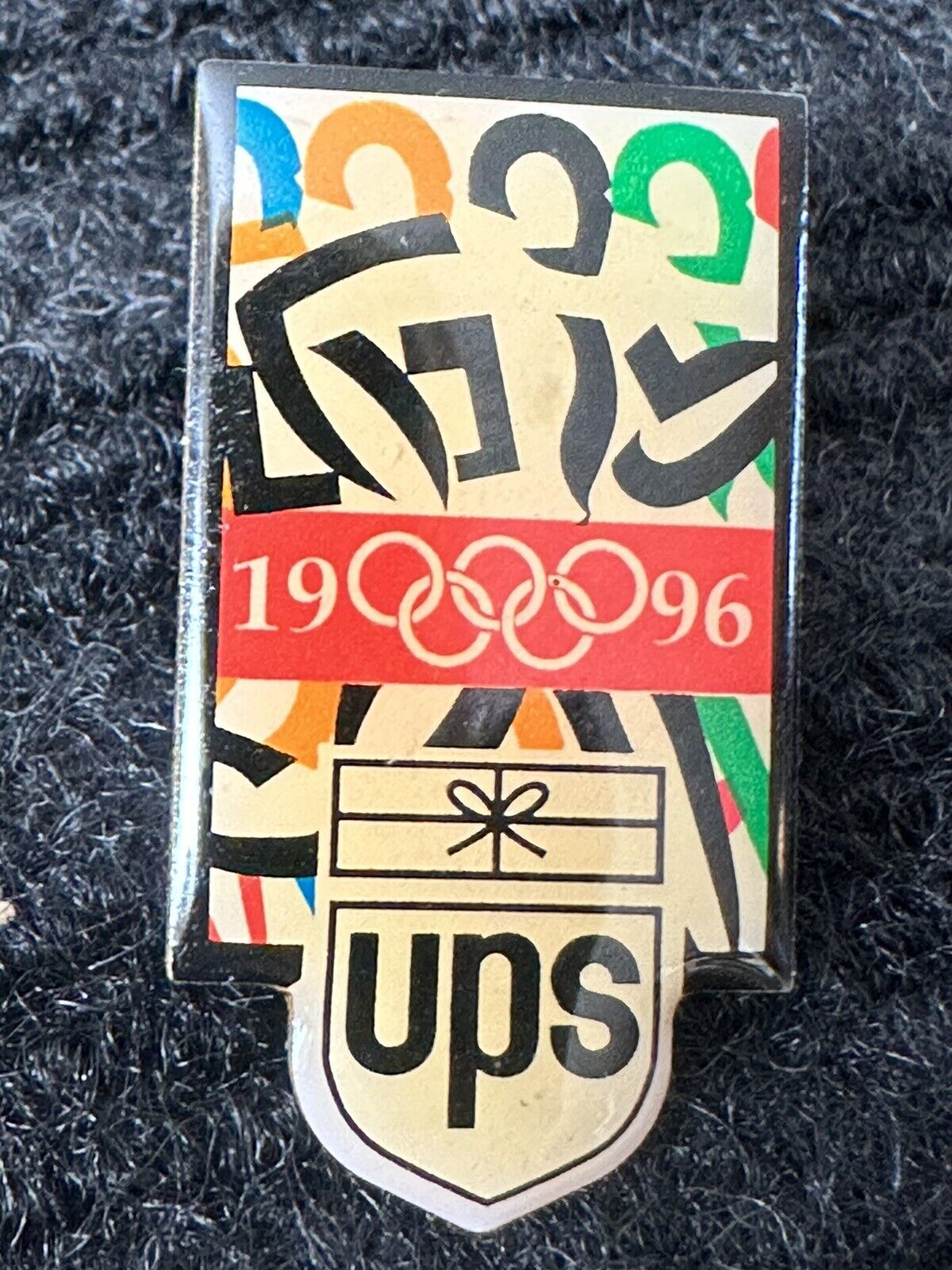 1996 USA Olympics UPS Mail Delivery Logo Pin Classic Cool Vintage