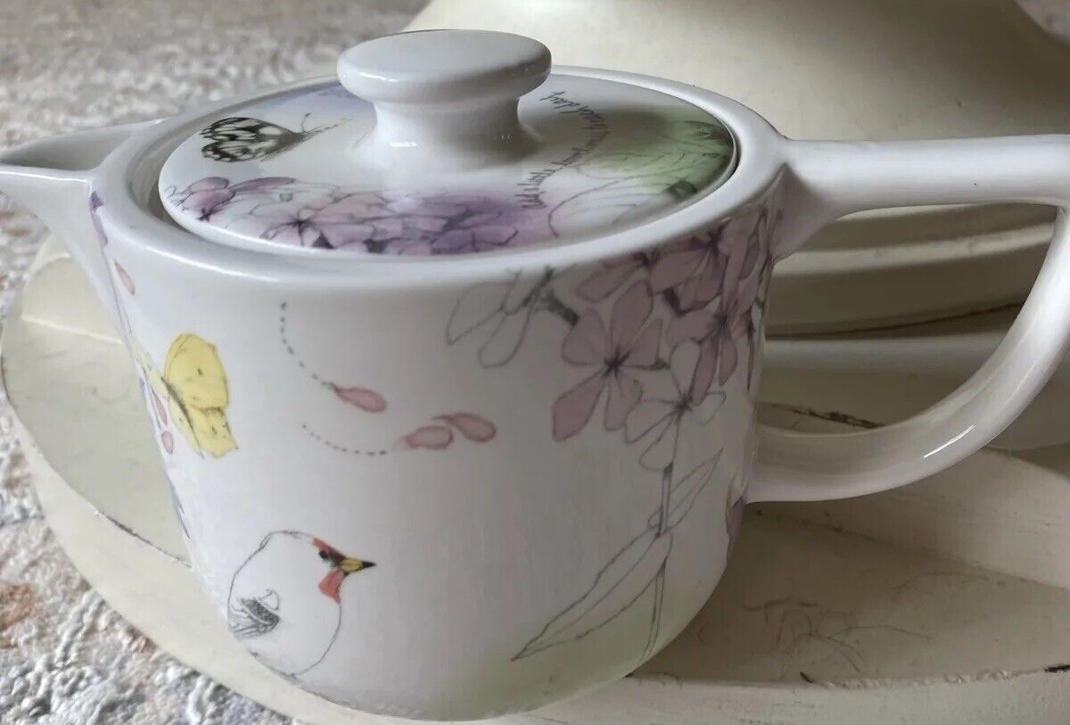 Marjolein bastin teapot For Hallmark. Tag On The Bottom Never Used