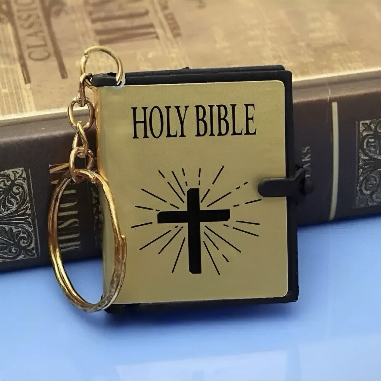 Mini Bible Keychain English Holy Bible Religious Christian Jesus Keychain 1pc