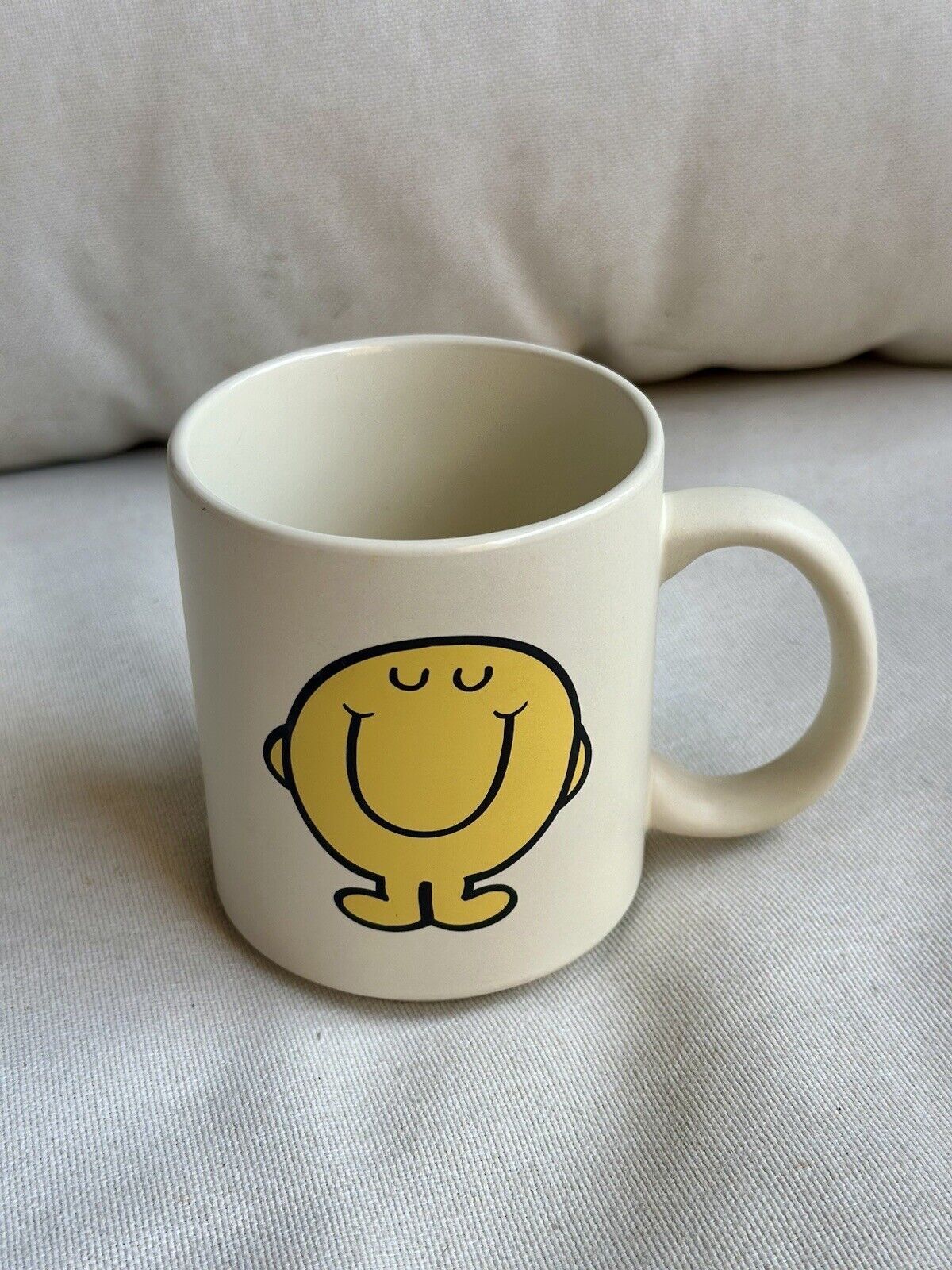 Retro Mr. Happy Mug, Mr. Men & Little Miss coffee tea cup Typo Stoneware Smiley