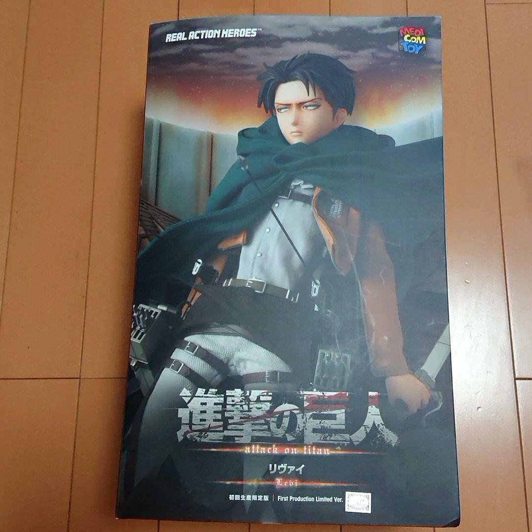 RAH Real Action Heroes Attack on Titan Levi 1/6 scale Figure Medicom Toy Japan