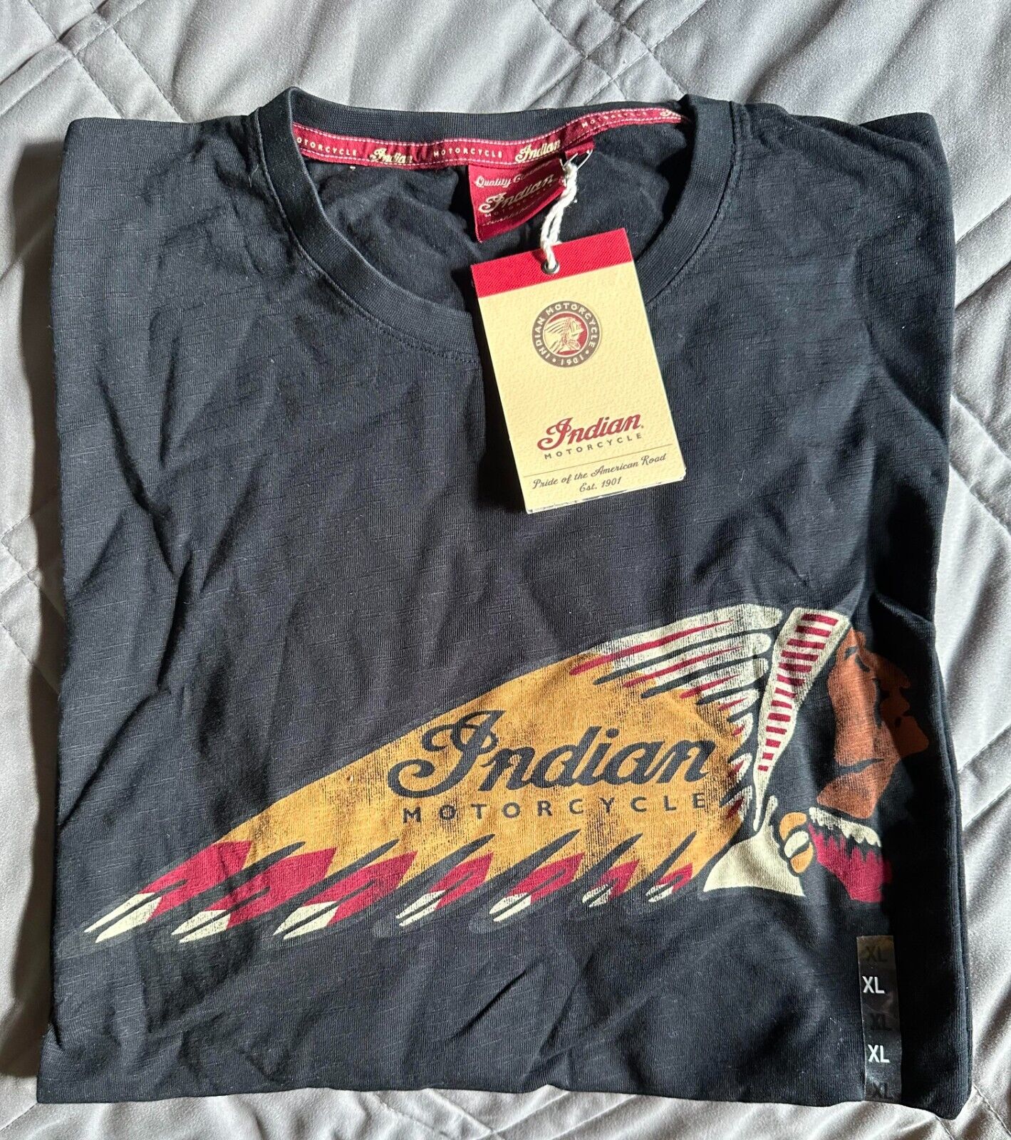 Indian Motorcycle T-shirt XL Black New with tag Collectable