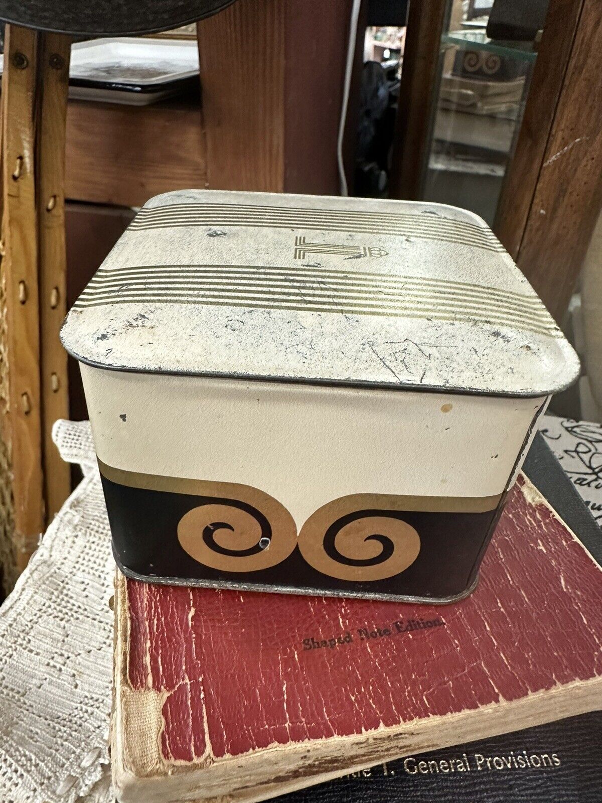 Vintage Miracle Dusting Powder Perfume Lentheric Puff Square Art Deco Box Tin